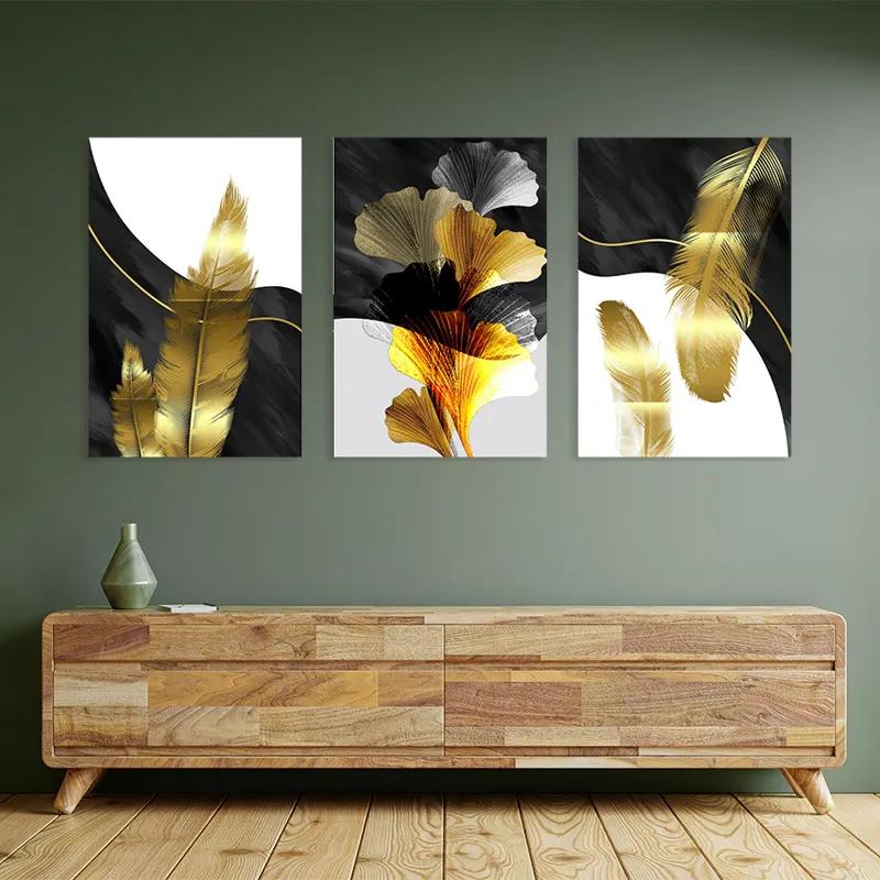 Картина на многоплатна основа Golden Feathers mockup 2