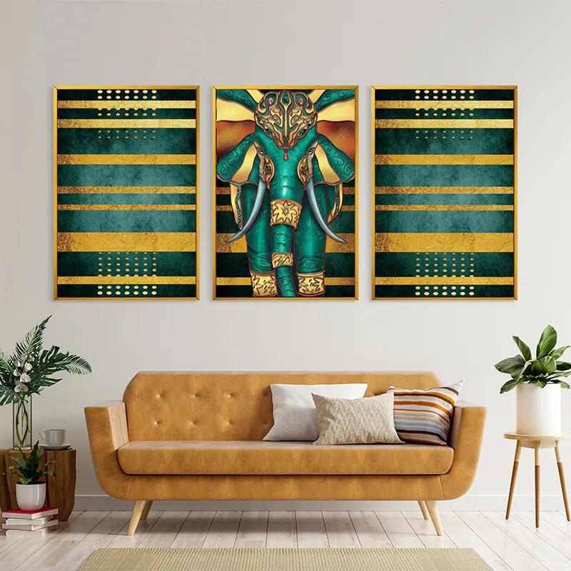 Картина на многоплатна основа Bluend Gold Elephant mockup 4