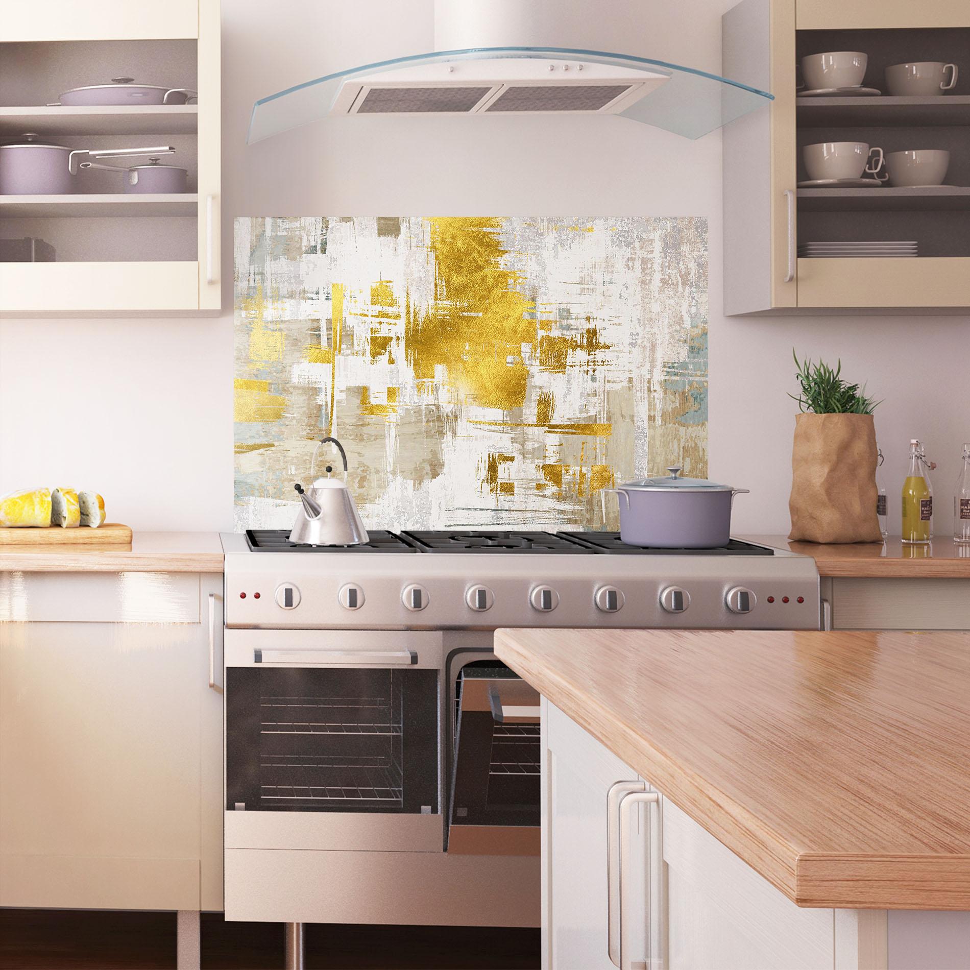 Стъклен панел за кухня Gold And White Brush mockup 1