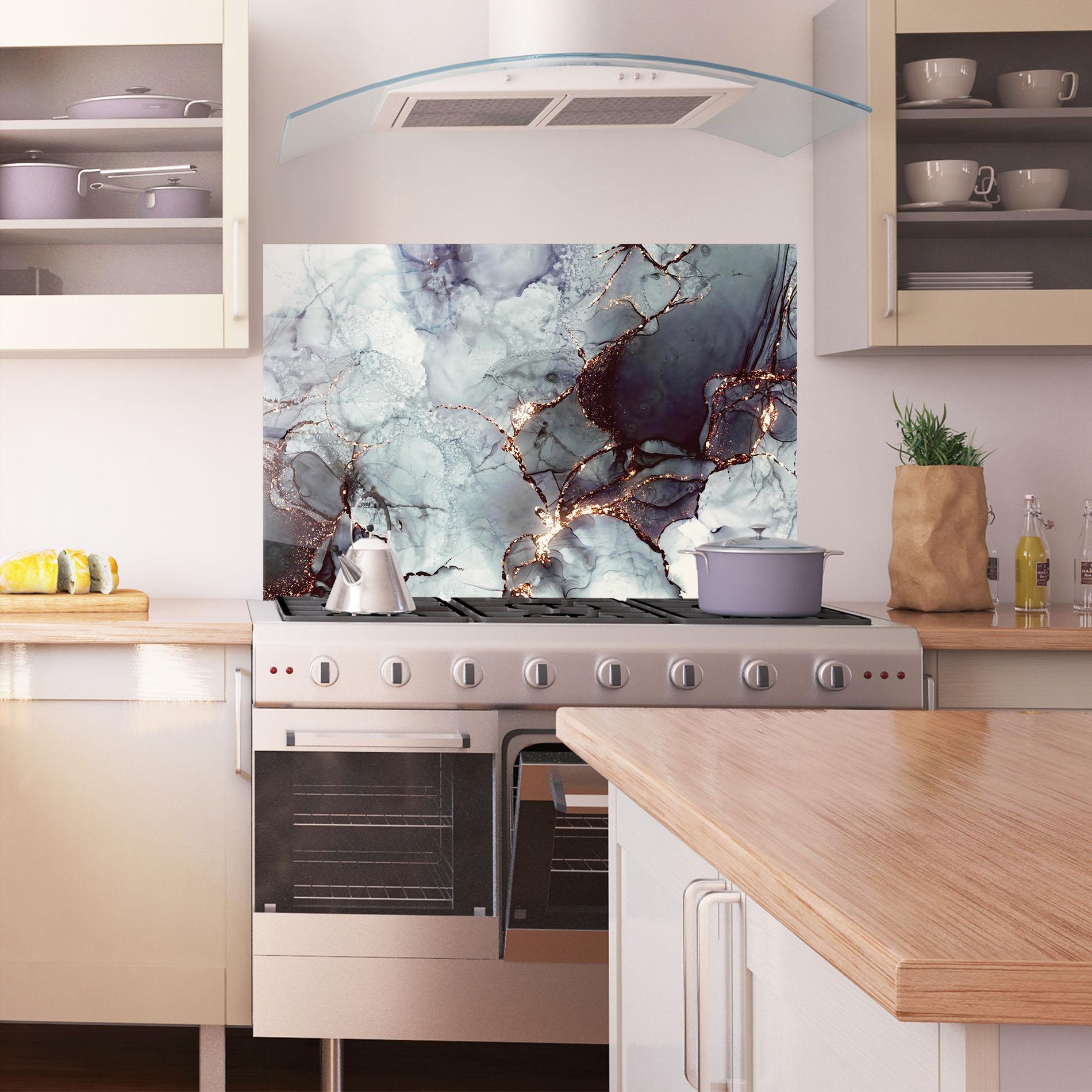 Стъклен панел за кухня Abstract Gold Path mockup 1