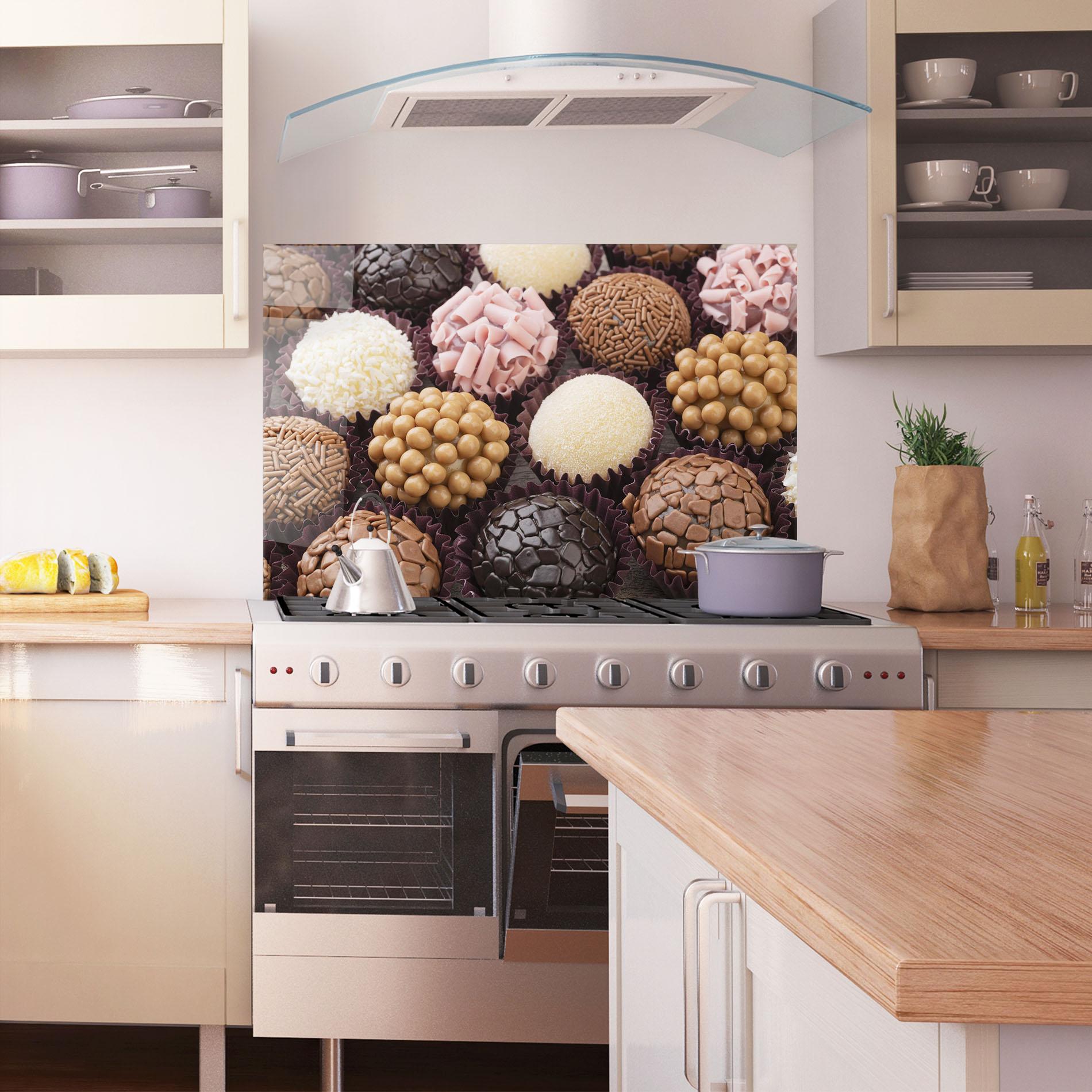 Стъклен панел за кухня Brazilian Brigadeiros mockup 1