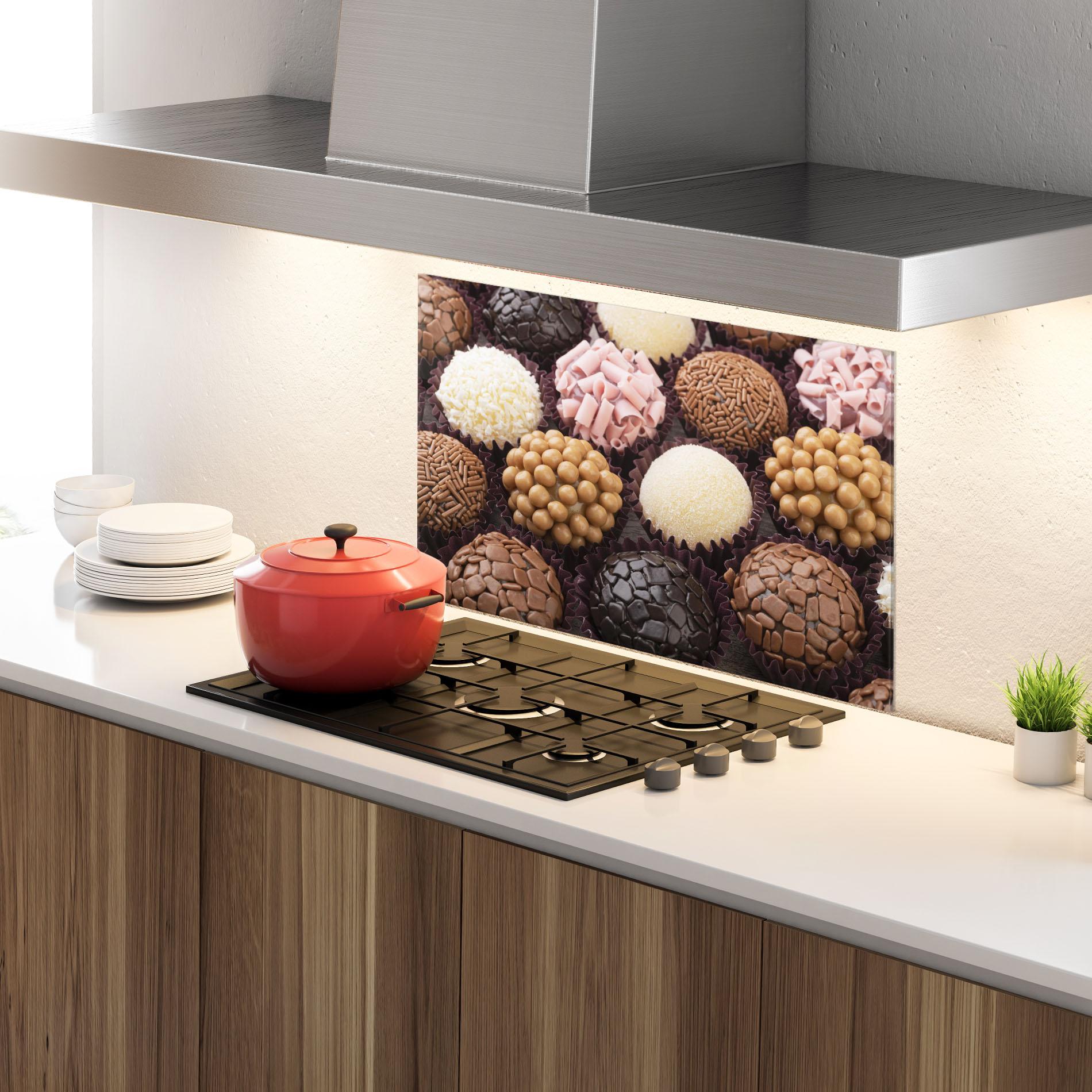 Стъклен панел за кухня Brazilian Brigadeiros mockup 4