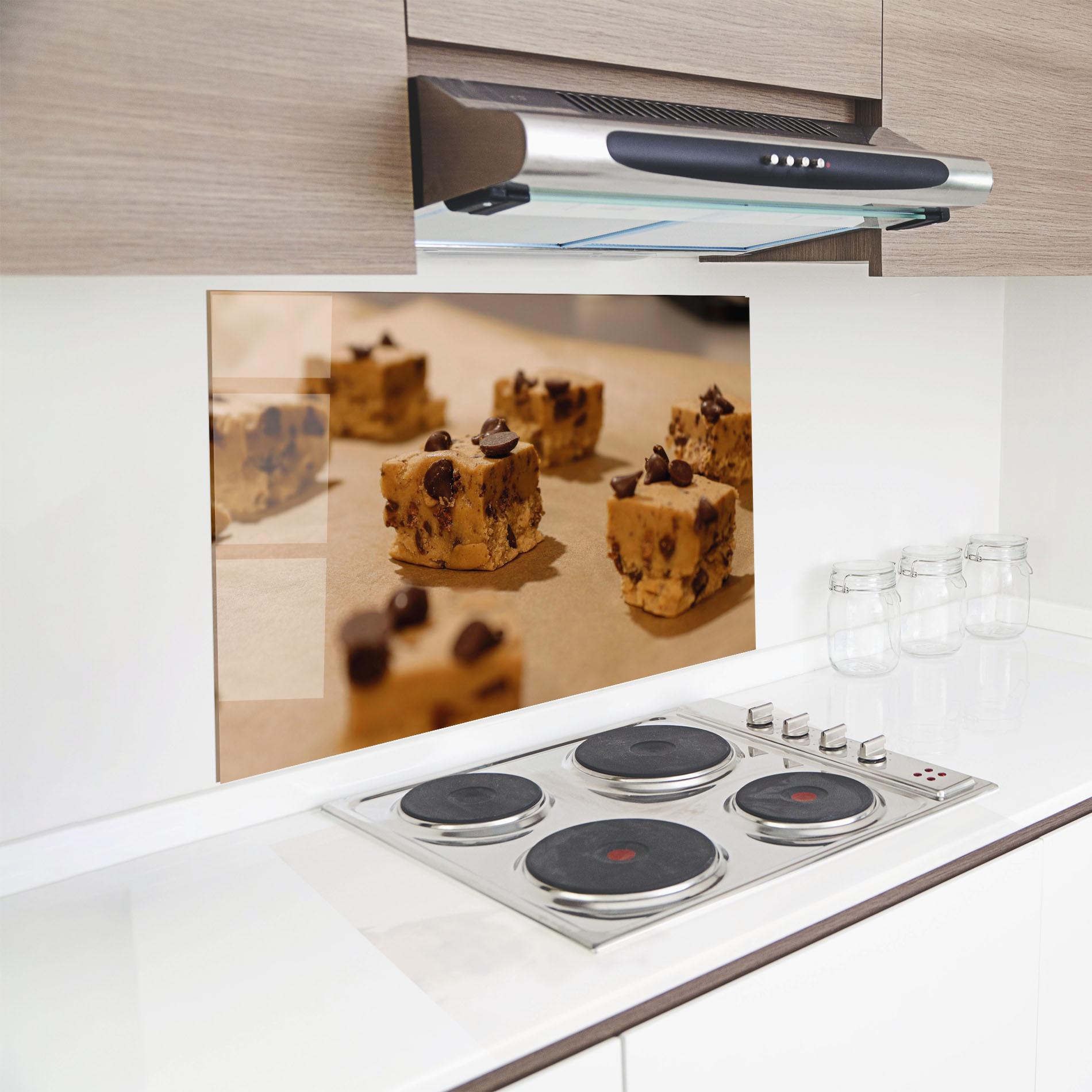 Стъклен панел за кухня Caramel Cake mockup 8