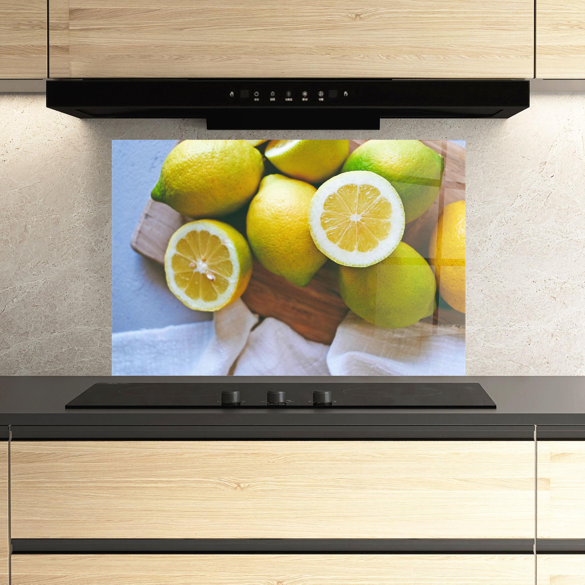 Стъклен панел за кухня Lemons On Table mockup 3