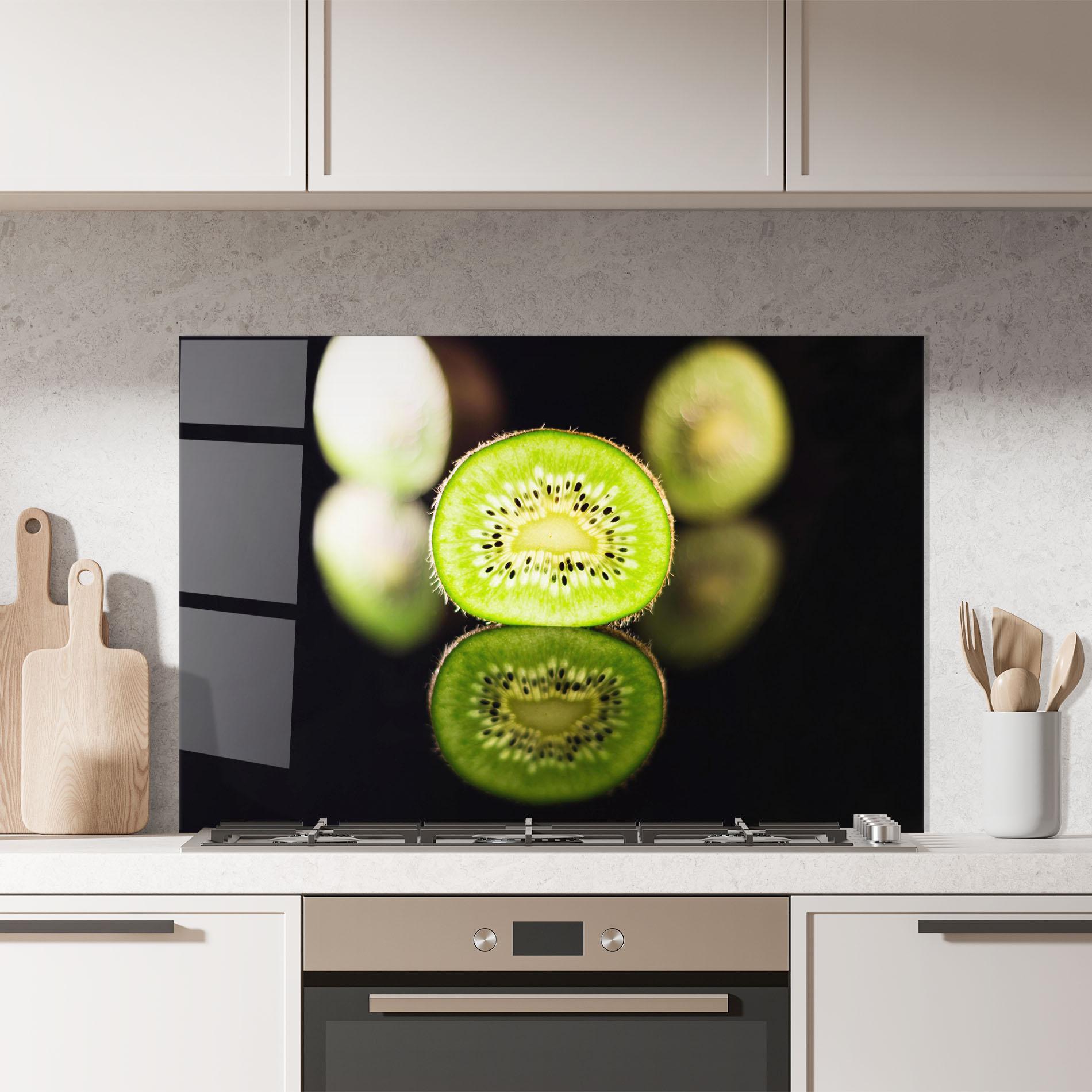 Стъклен панел за кухня Light On Kiwi Slice mockup 7