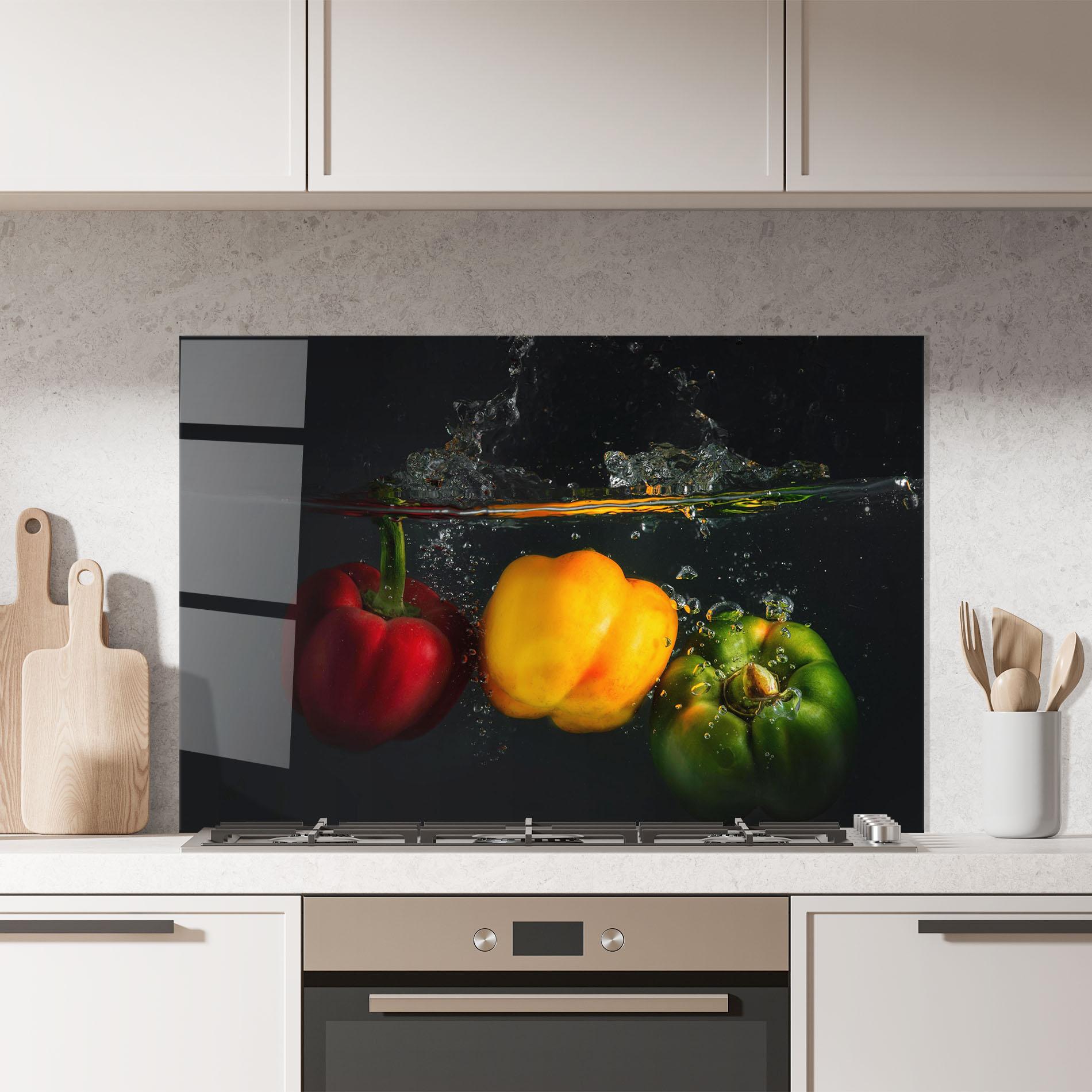 Стъклен панел за кухня Cool Bellpepper Splash mockup 7
