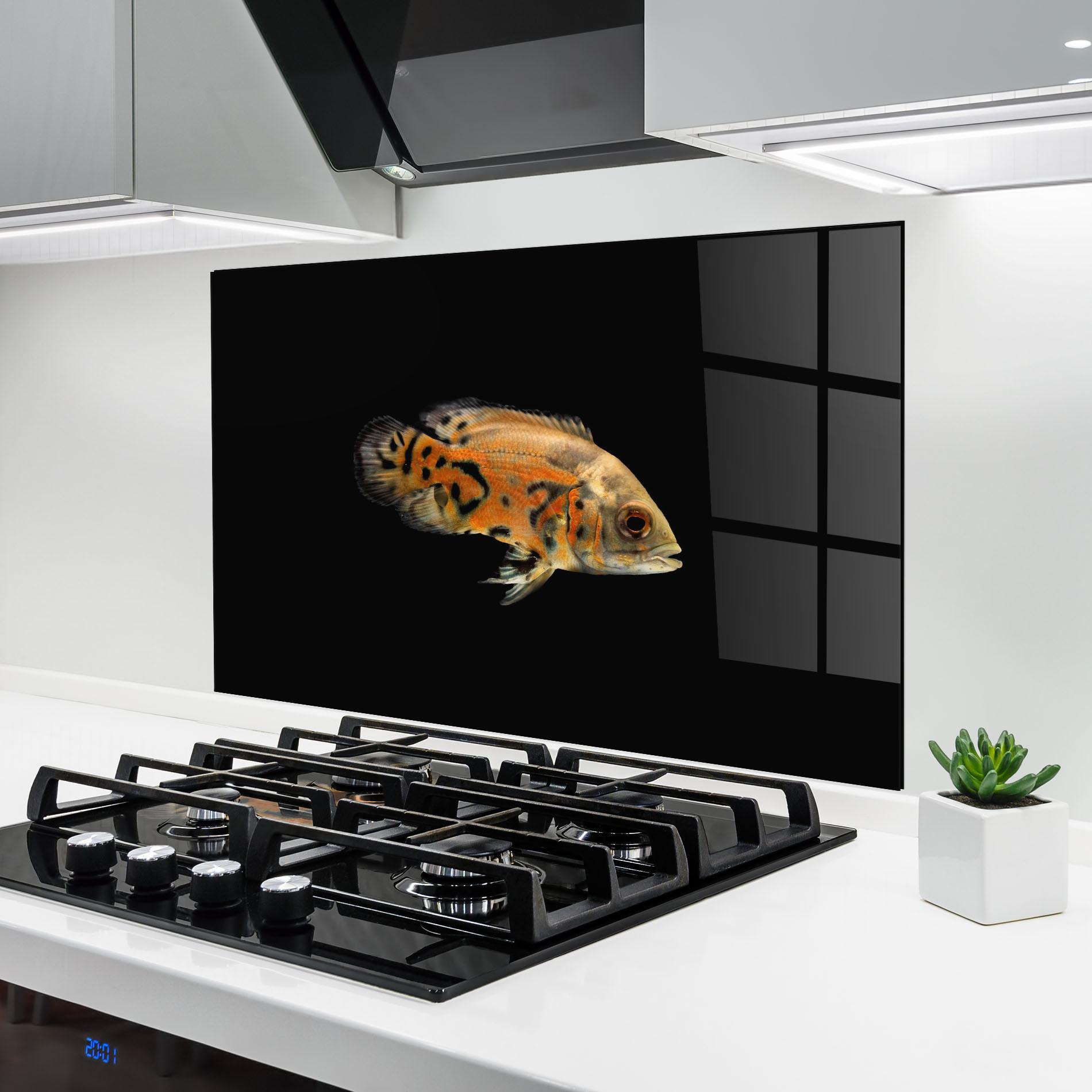 Стъклен панел за кухня Cute Brown Fish mockup 6