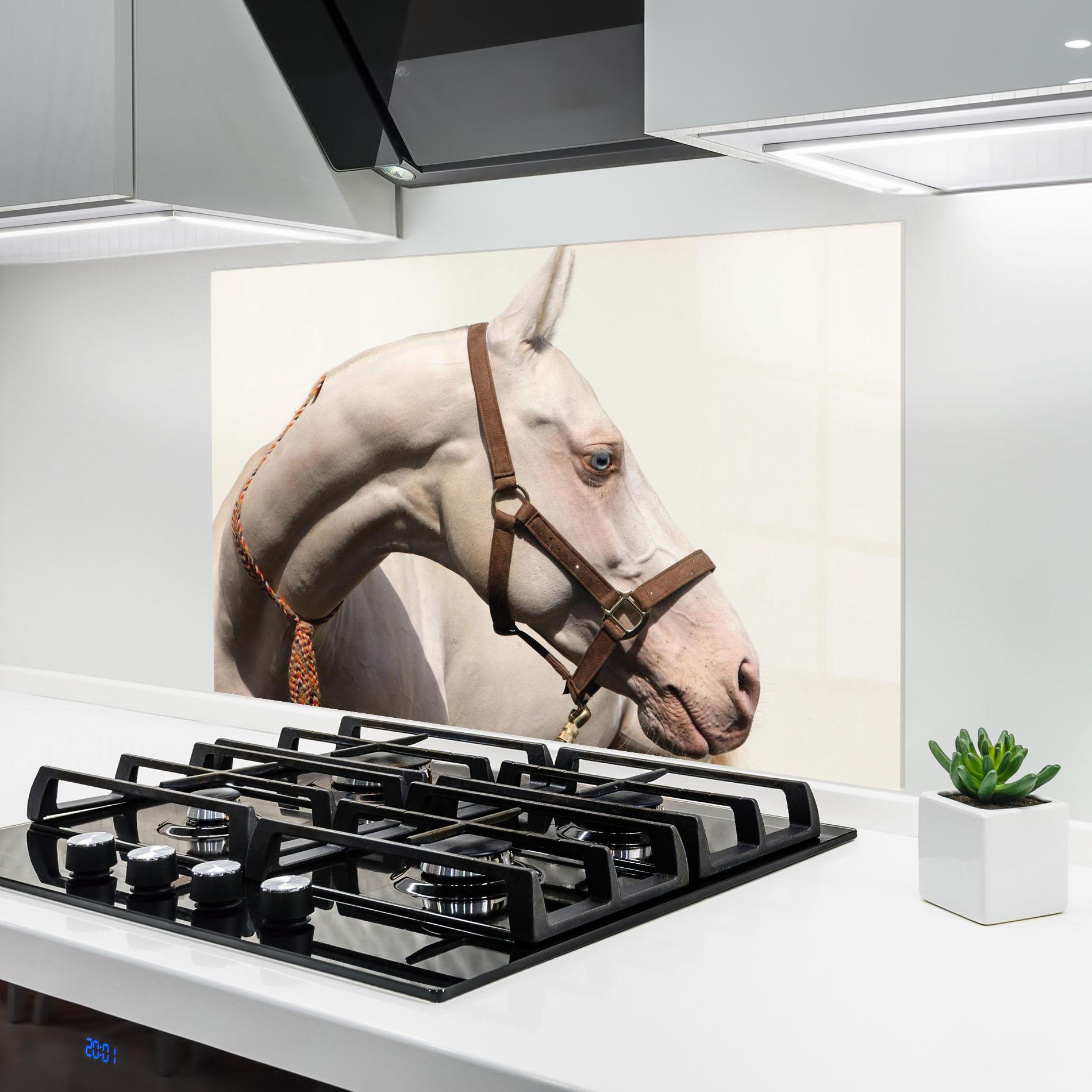 Стъклен панел за кухня Blue Eye Horse mockup 6