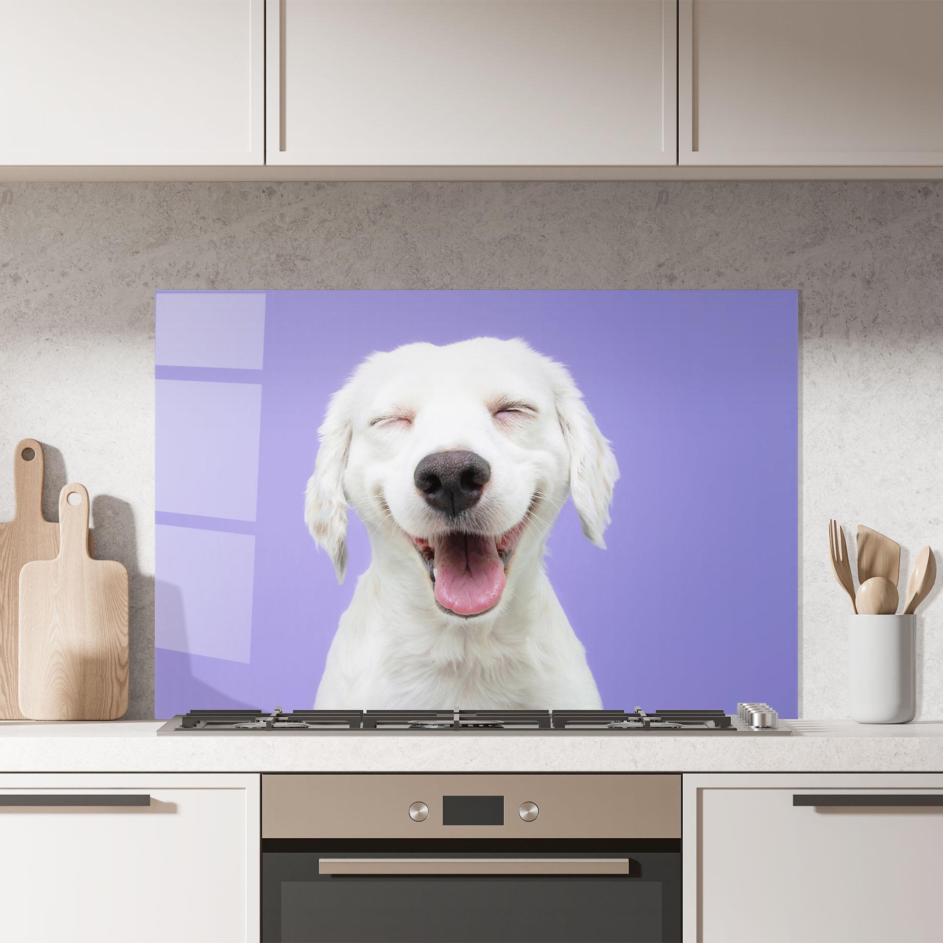 Стъклен панел за кухня Happy Whit Puppy mockup 7