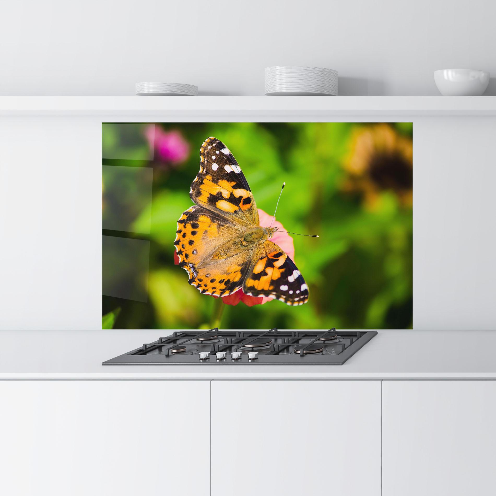 Стъклен панел за кухня Butterfly On Flower mockup 9