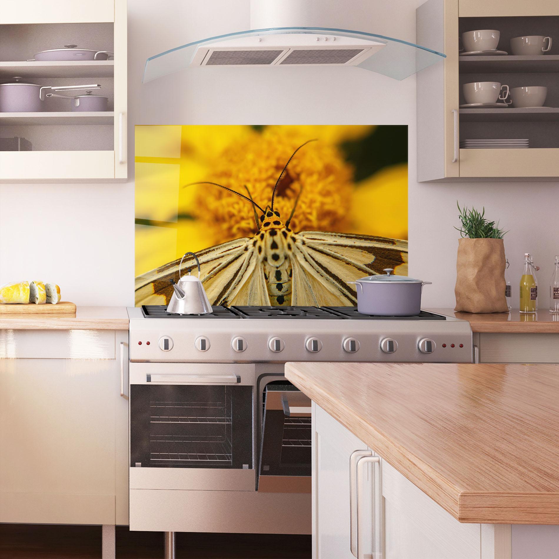 Стъклен панел за кухня Pollen Butterfly mockup 1