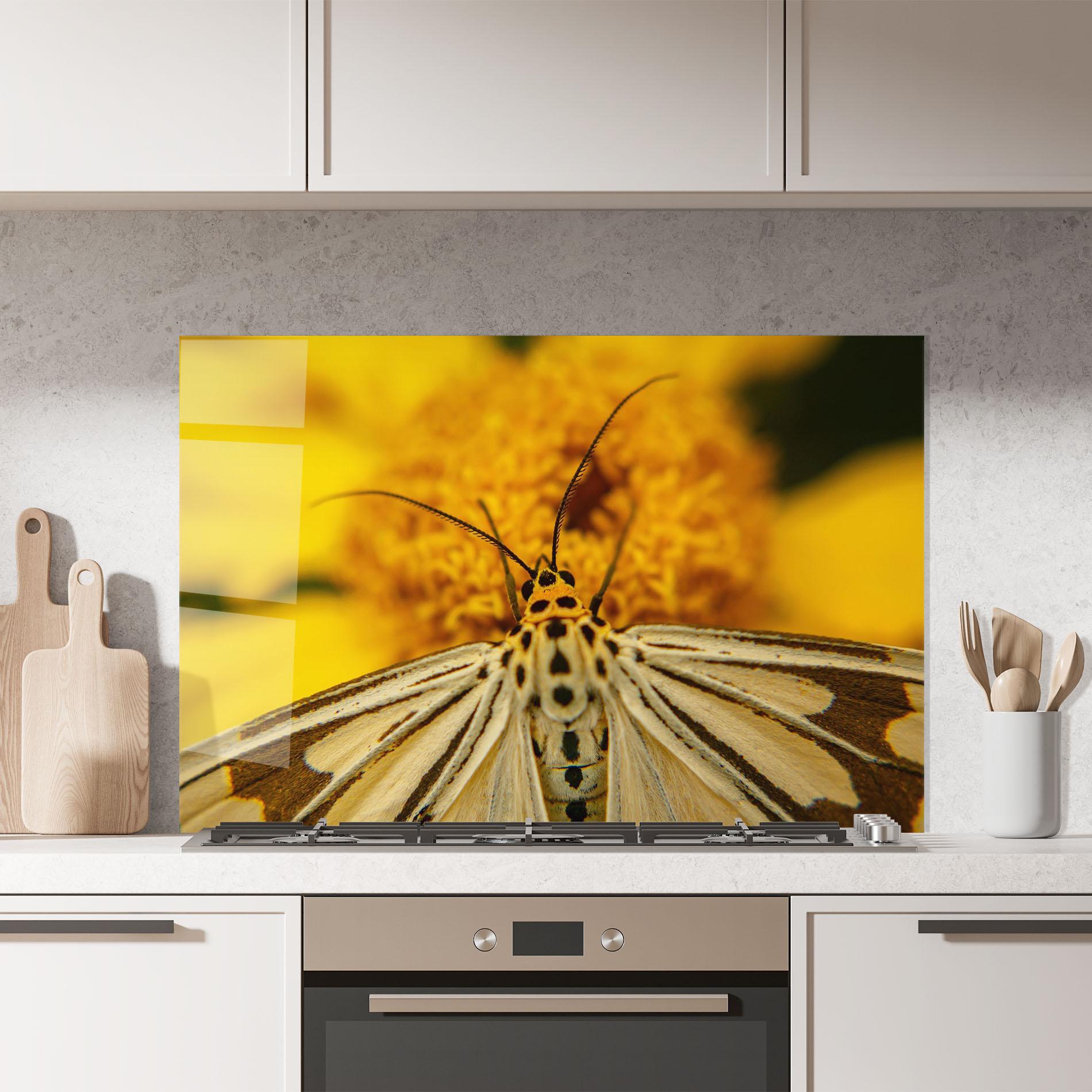 Стъклен панел за кухня Pollen Butterfly mockup 7