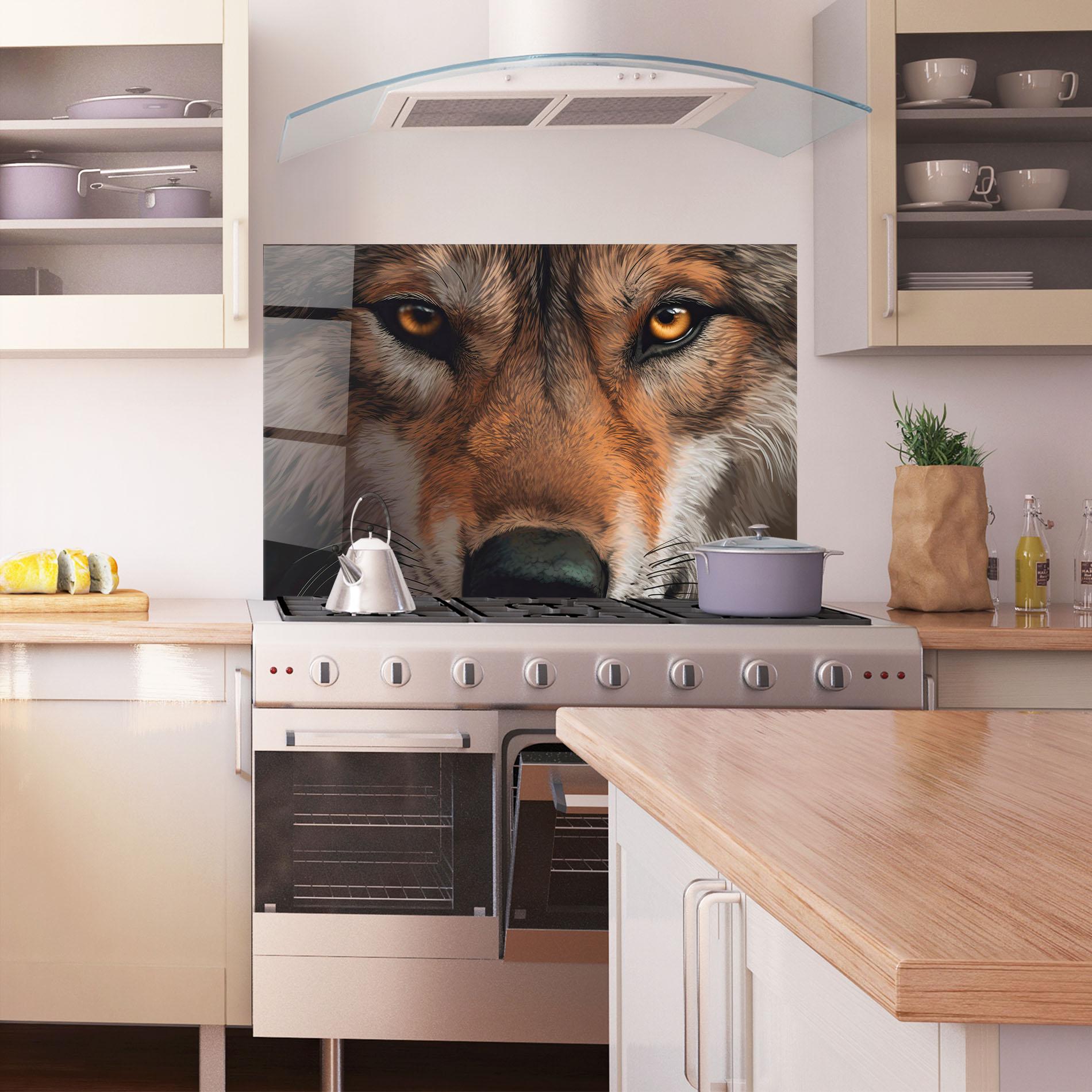 Стъклен панел за кухня Close Up Wolf Eyes mockup 1