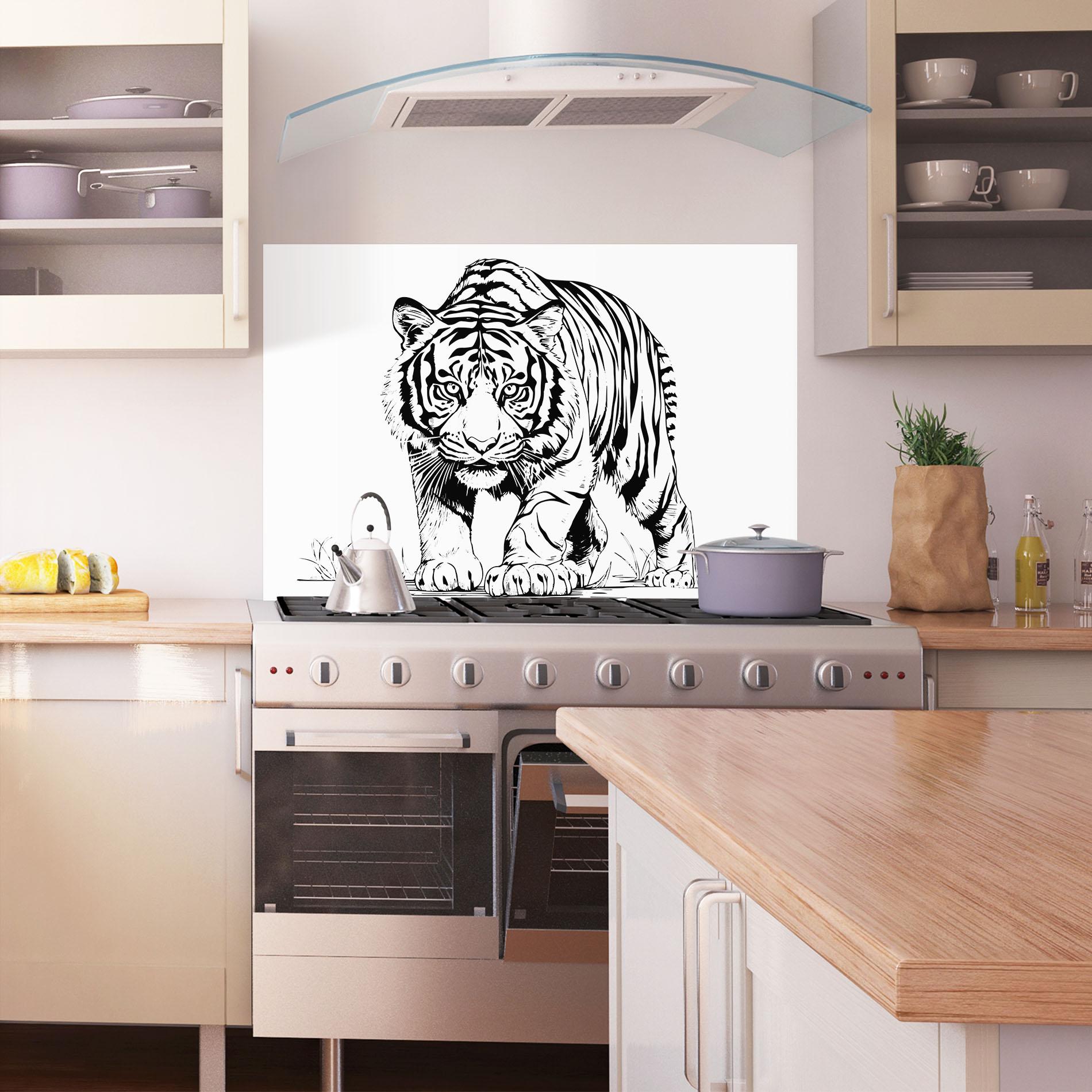 Стъклен панел за кухня Silent Tiger mockup 1