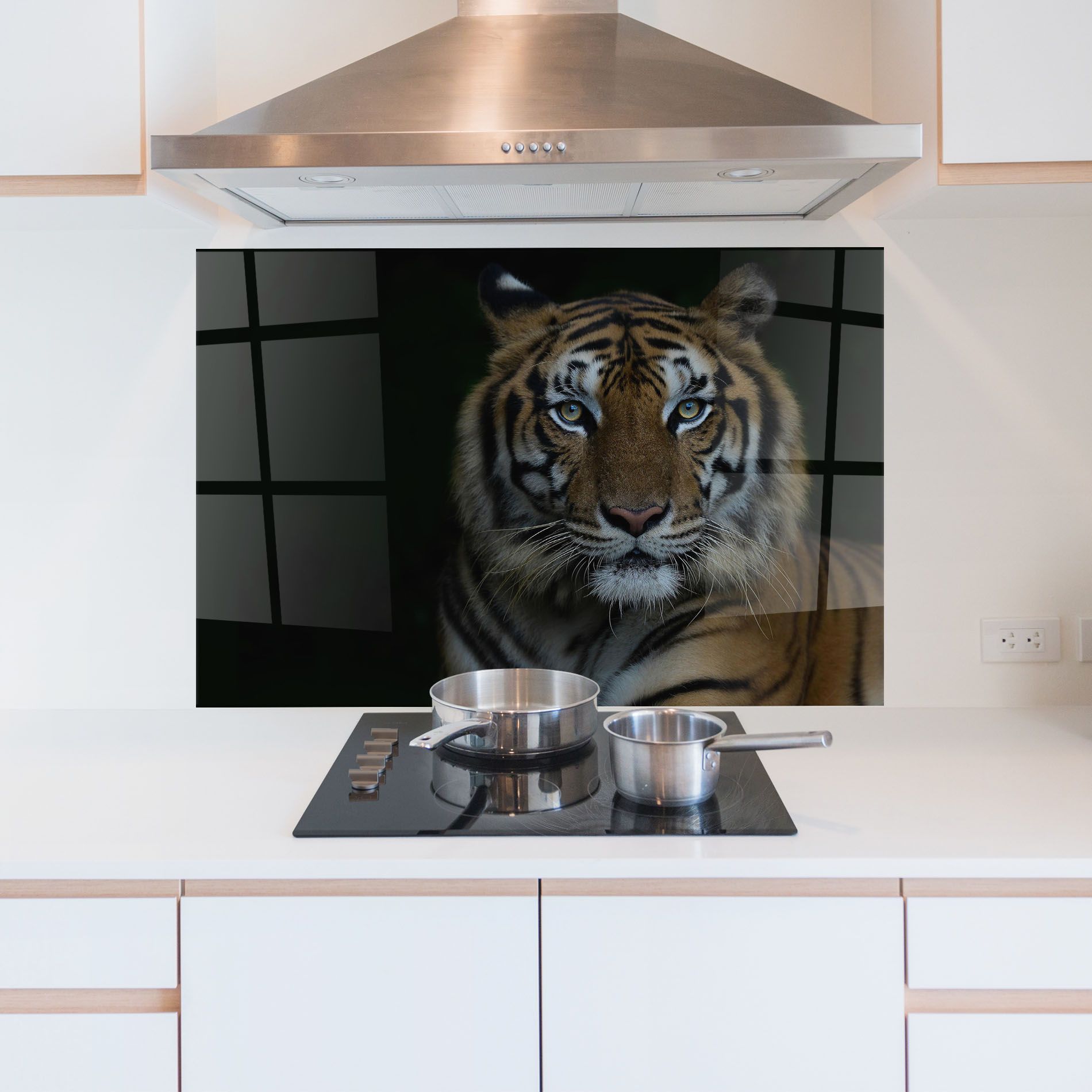 Close Up Tiger mockup 5