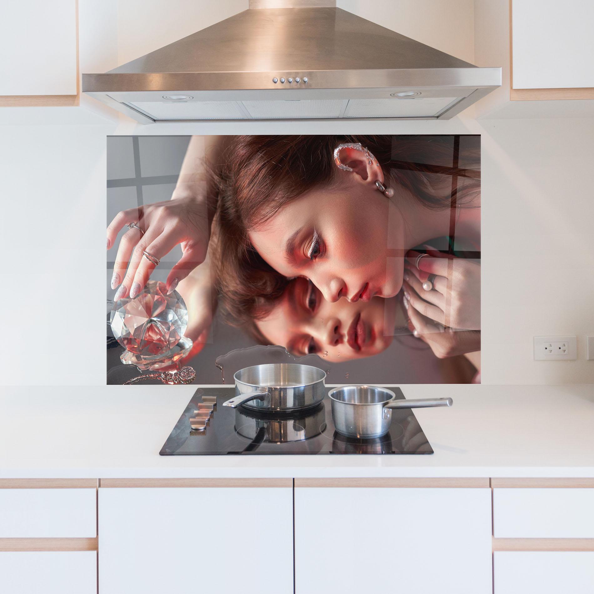 Стъклен панел за кухня Big Diamond Hand mockup 5