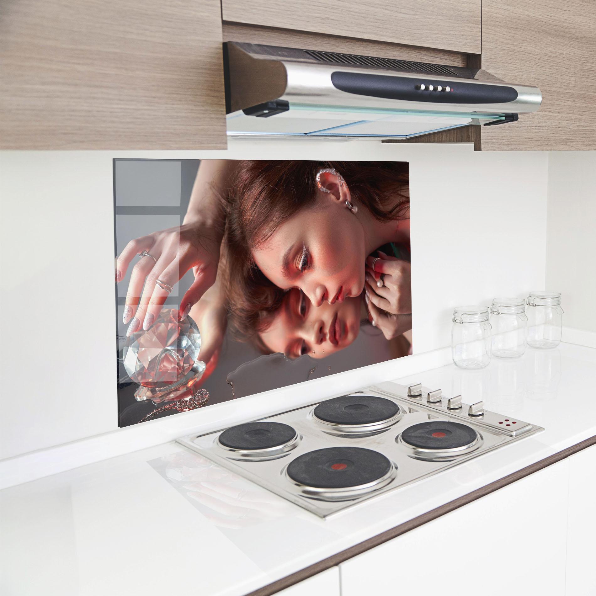 Стъклен панел за кухня Big Diamond Hand mockup 8