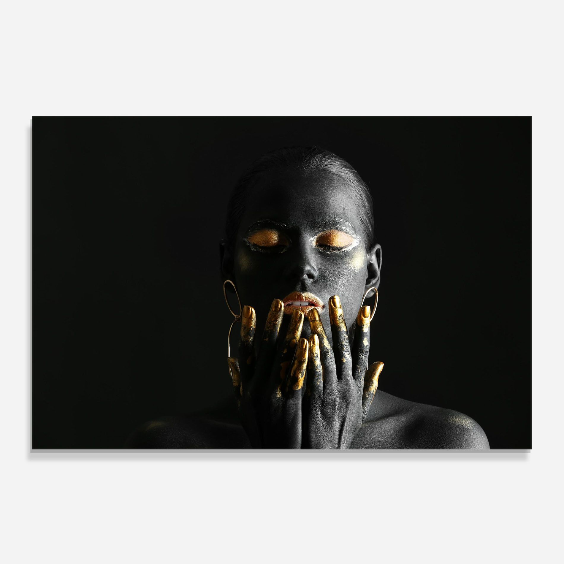 Black Golden Makeup mockup 0