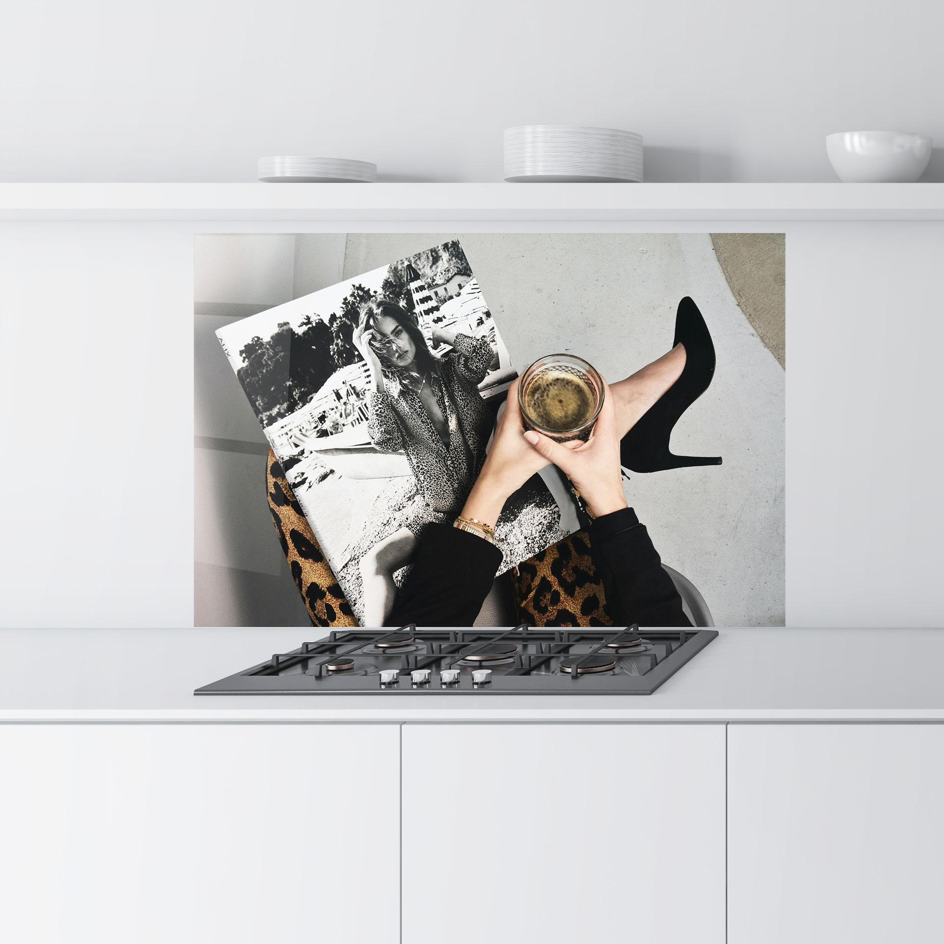 Стъклен панел за кухня Black Shoes Holding Coffee mockup 9