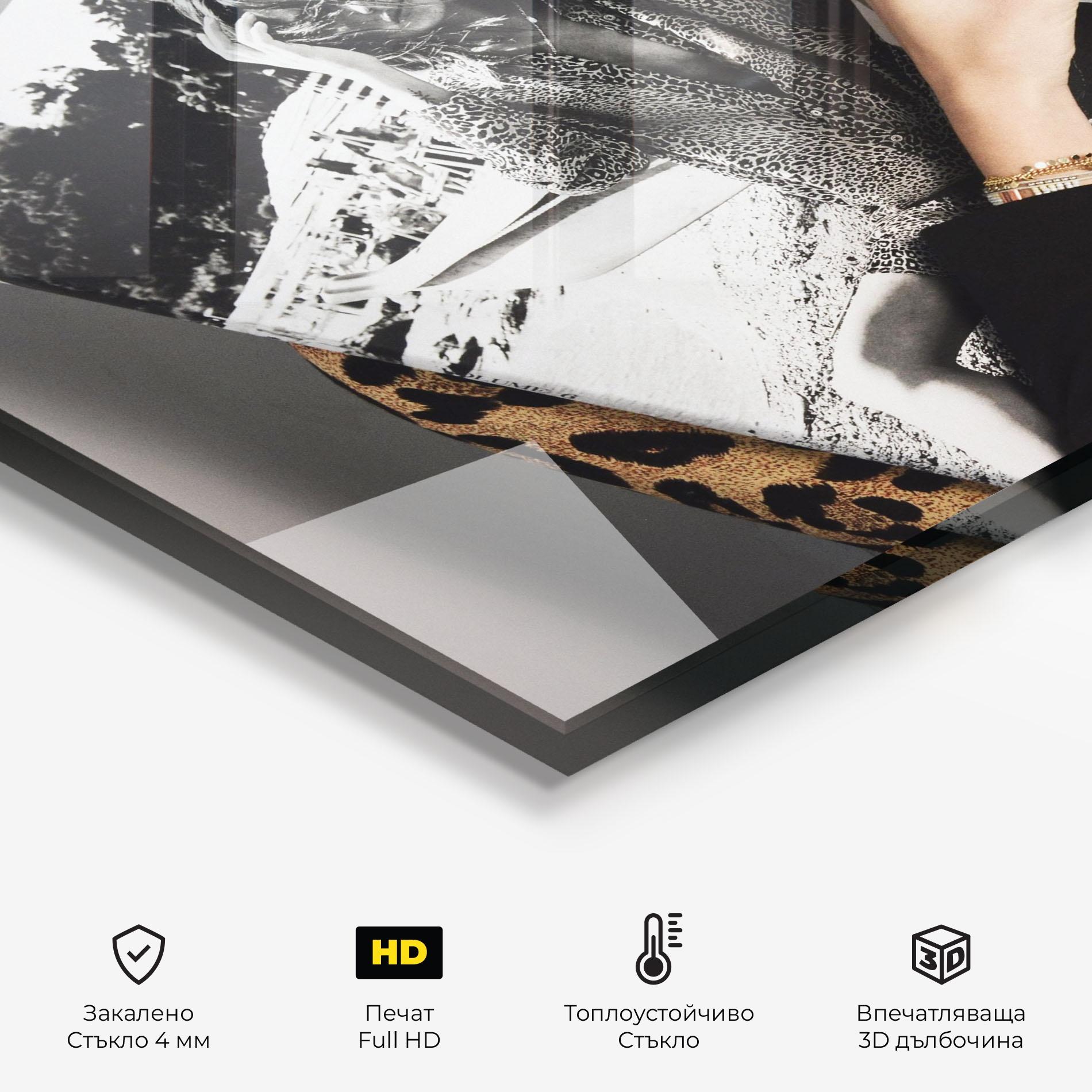 Стъклен панел за кухня Black Shoes Holding Coffee mockup 2