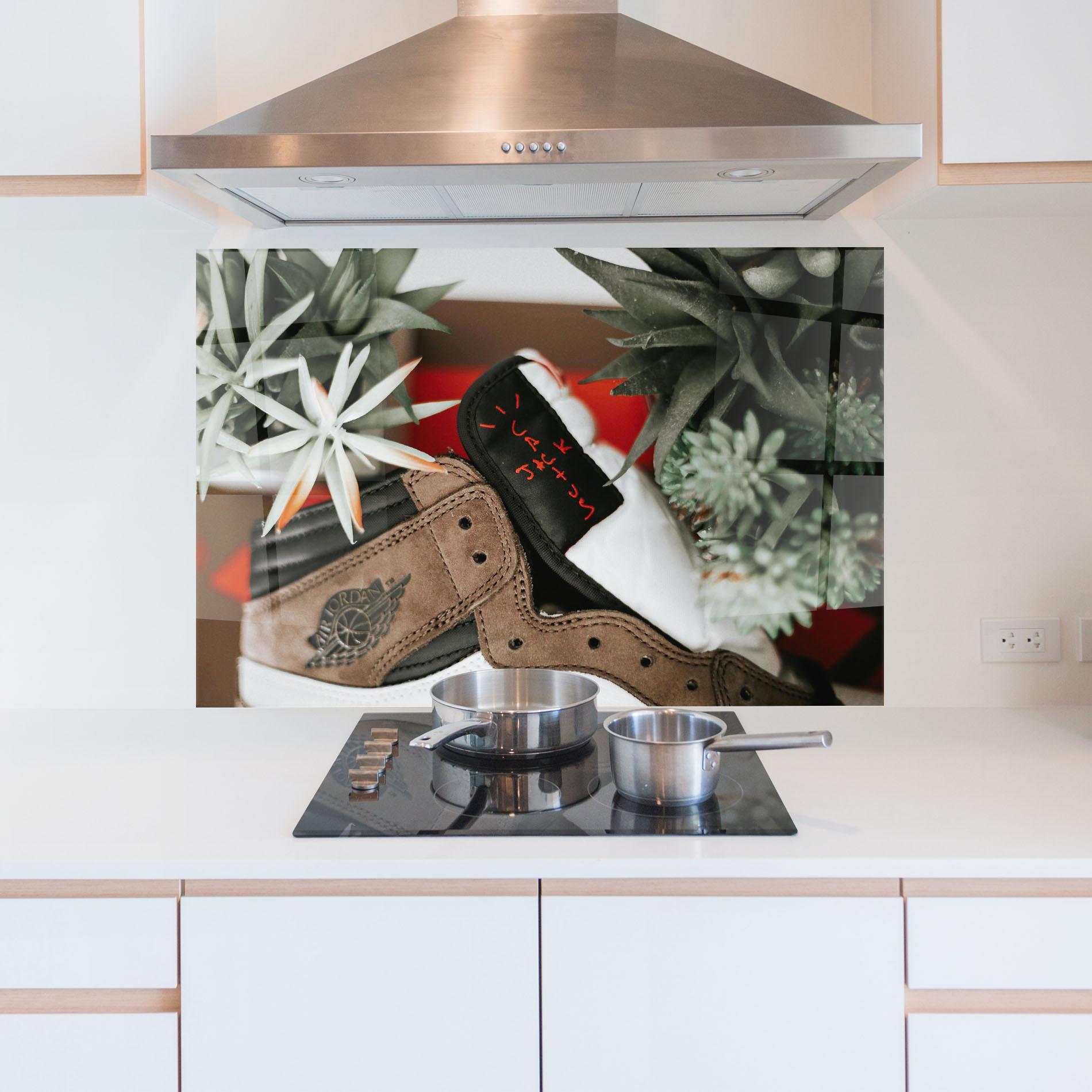 Стъклен панел за кухня Brown Air Jordan mockup 5