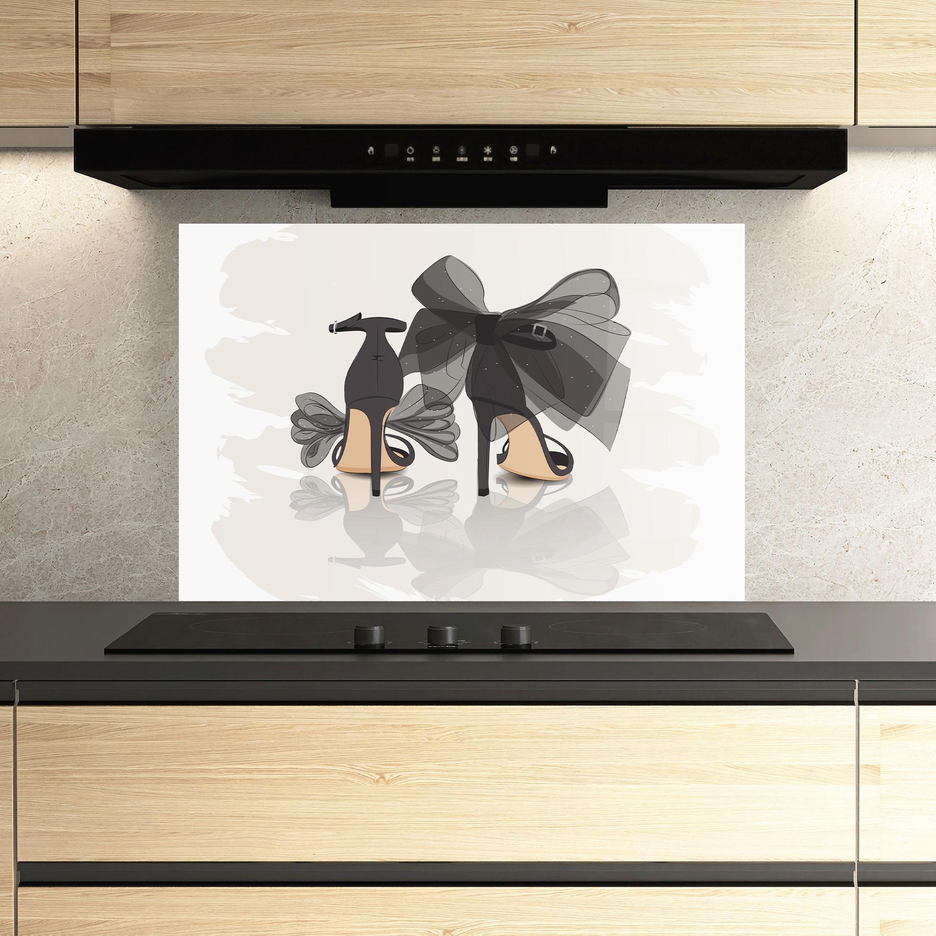 Стъклен панел за кухня Black Bow Heels mockup 3
