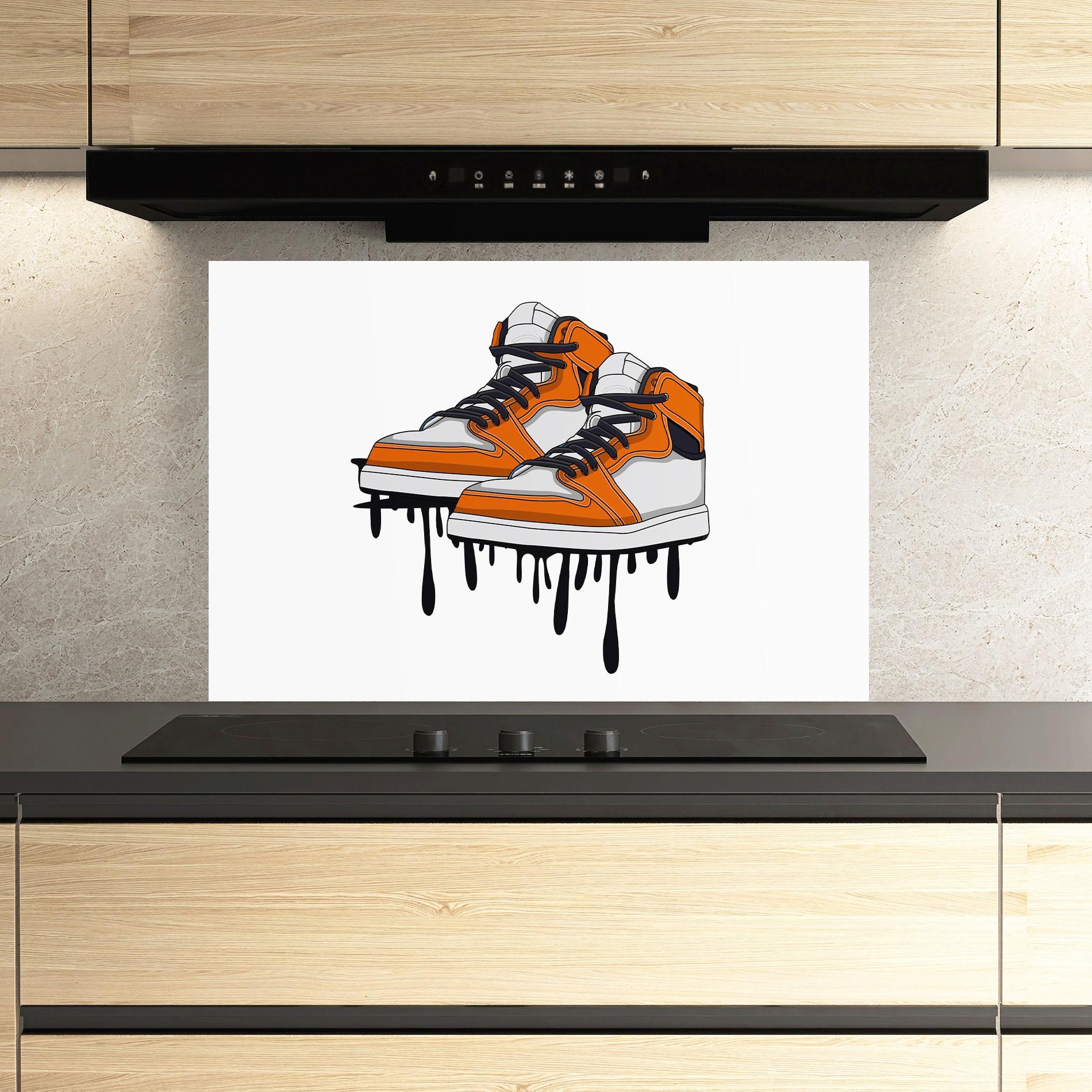 Стъклен панел за кухня Black Liquid Shoe mockup 3