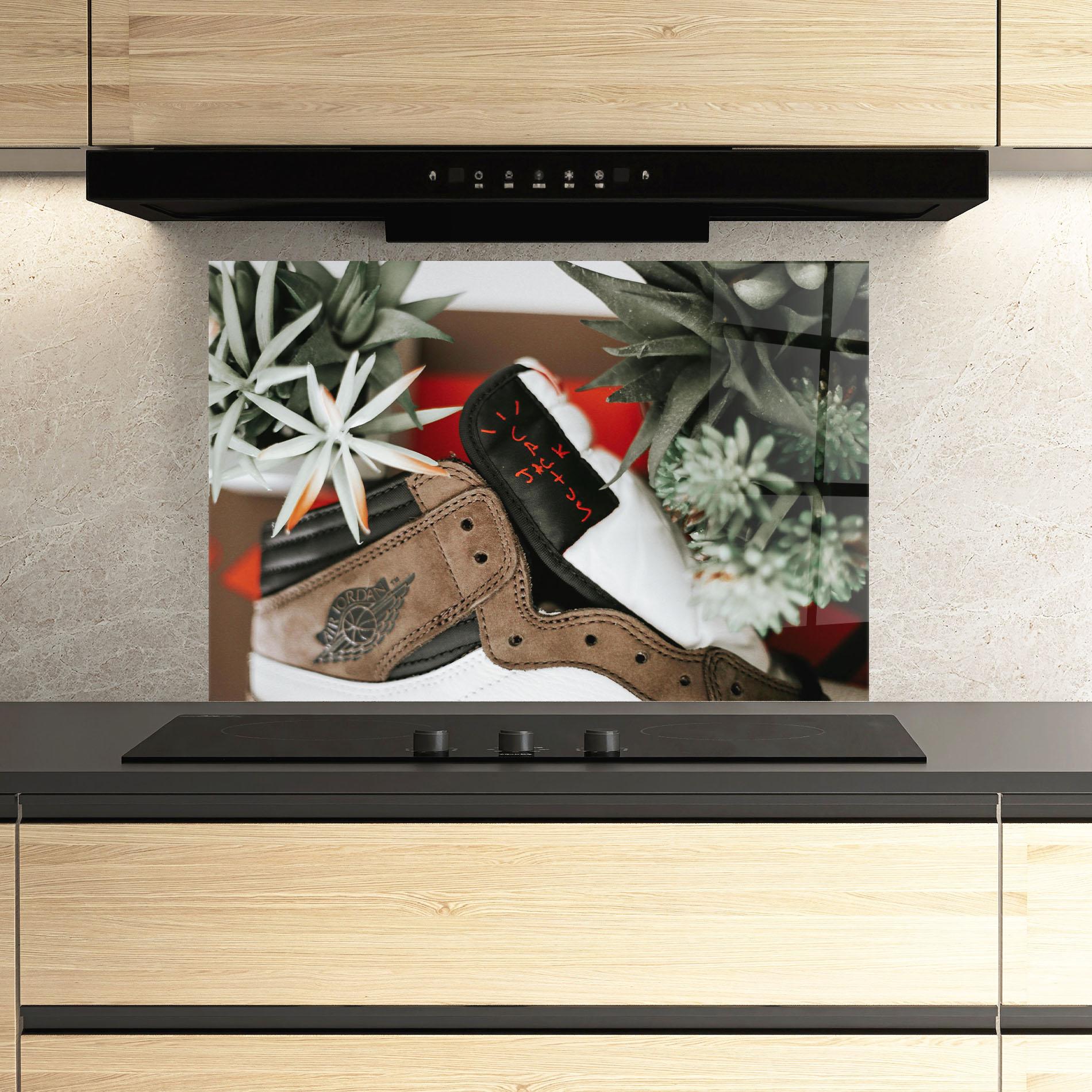 Стъклен панел за кухня Brown Air Jordan mockup 3
