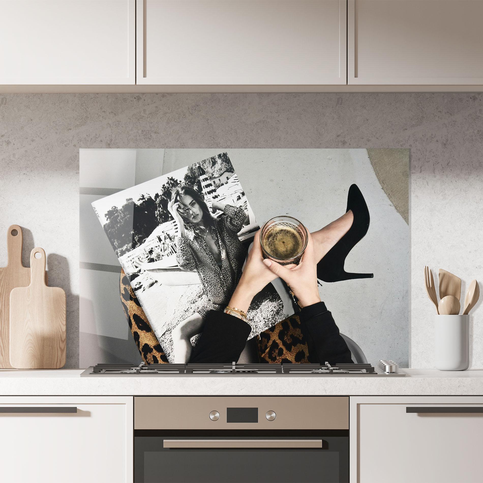 Стъклен панел за кухня Black Shoes Holding Coffee mockup 7
