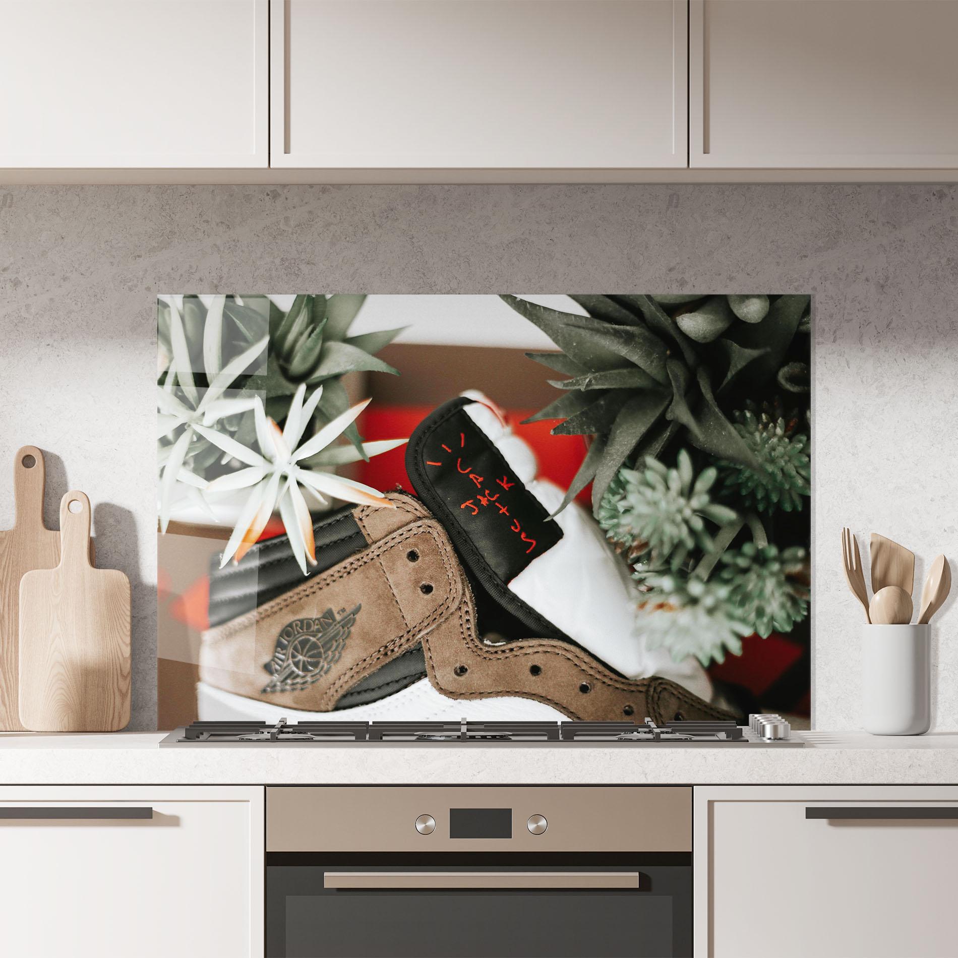 Стъклен панел за кухня Brown Air Jordan mockup 7