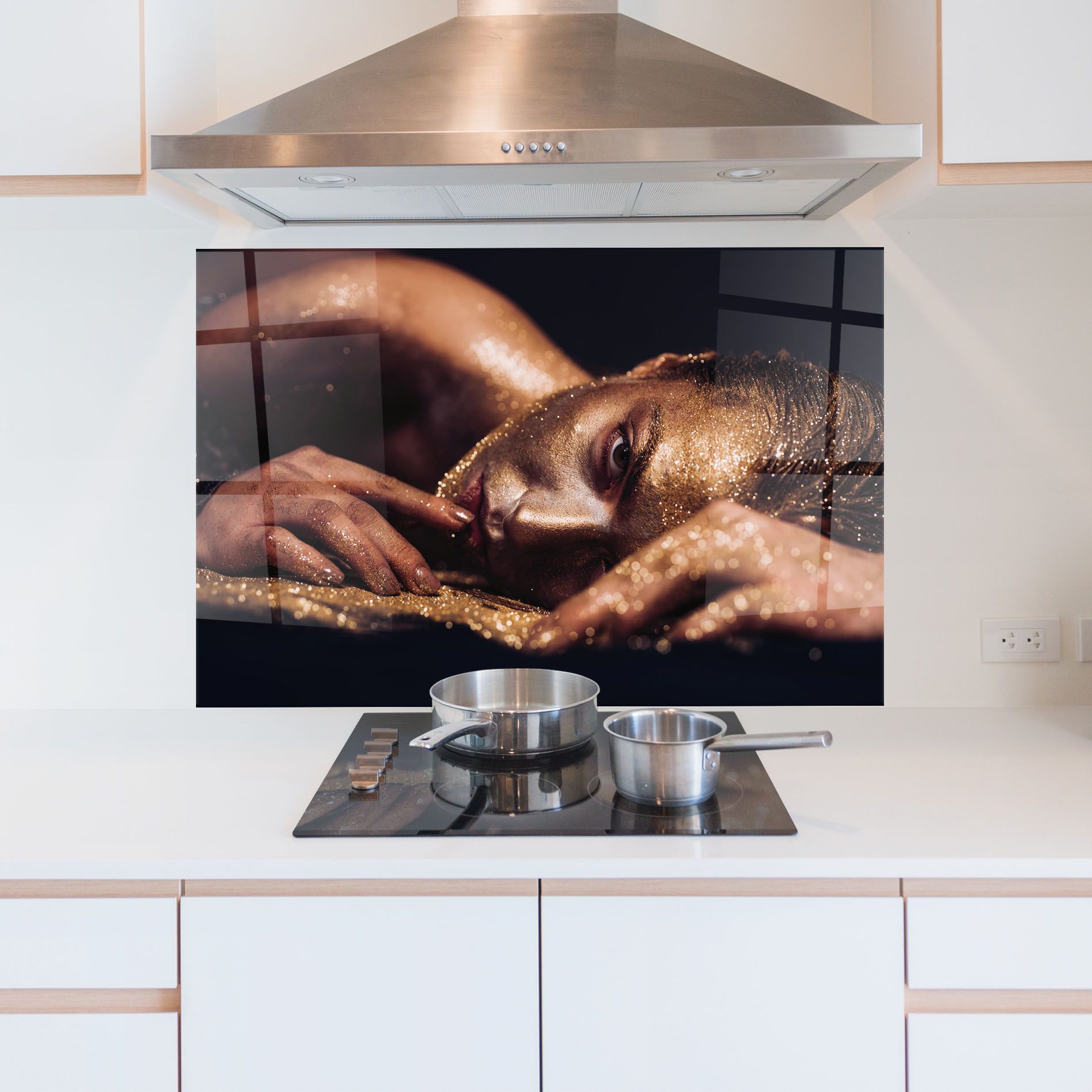 Gold Vogue Woman mockup 5