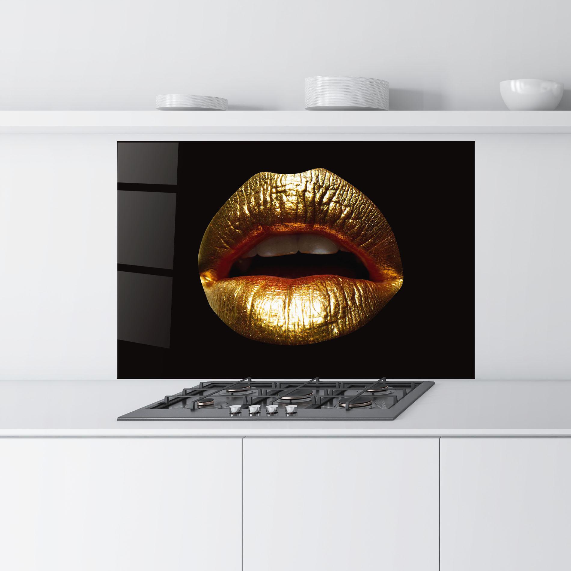 Стъклен панел за кухня Pretty Gold Lips mockup 9
