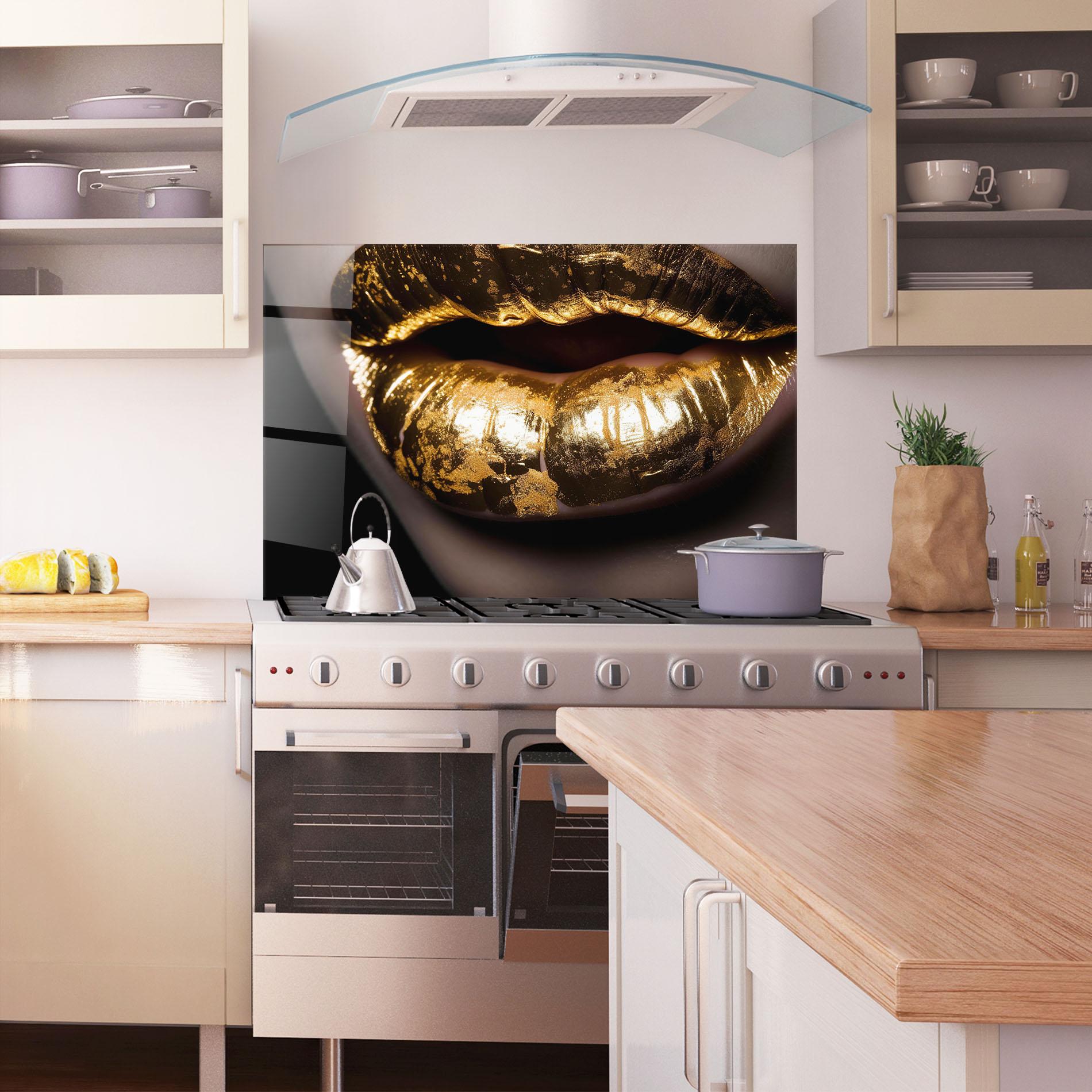 Стъклен панел за кухня Big Gold Lips mockup 1