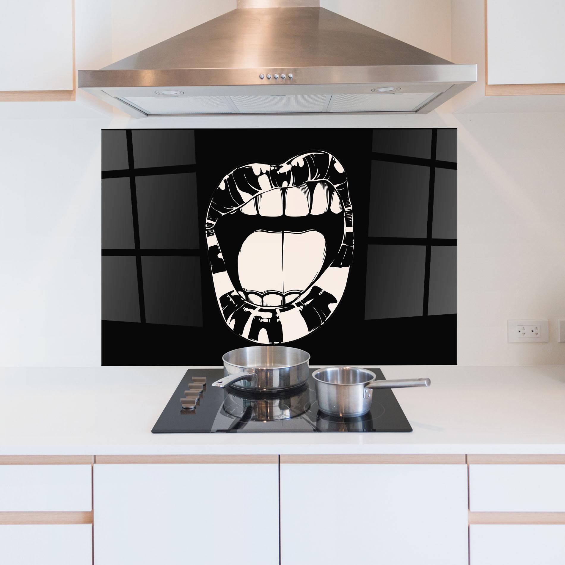 Стъклен панел за кухня Big Lips On Black mockup 5