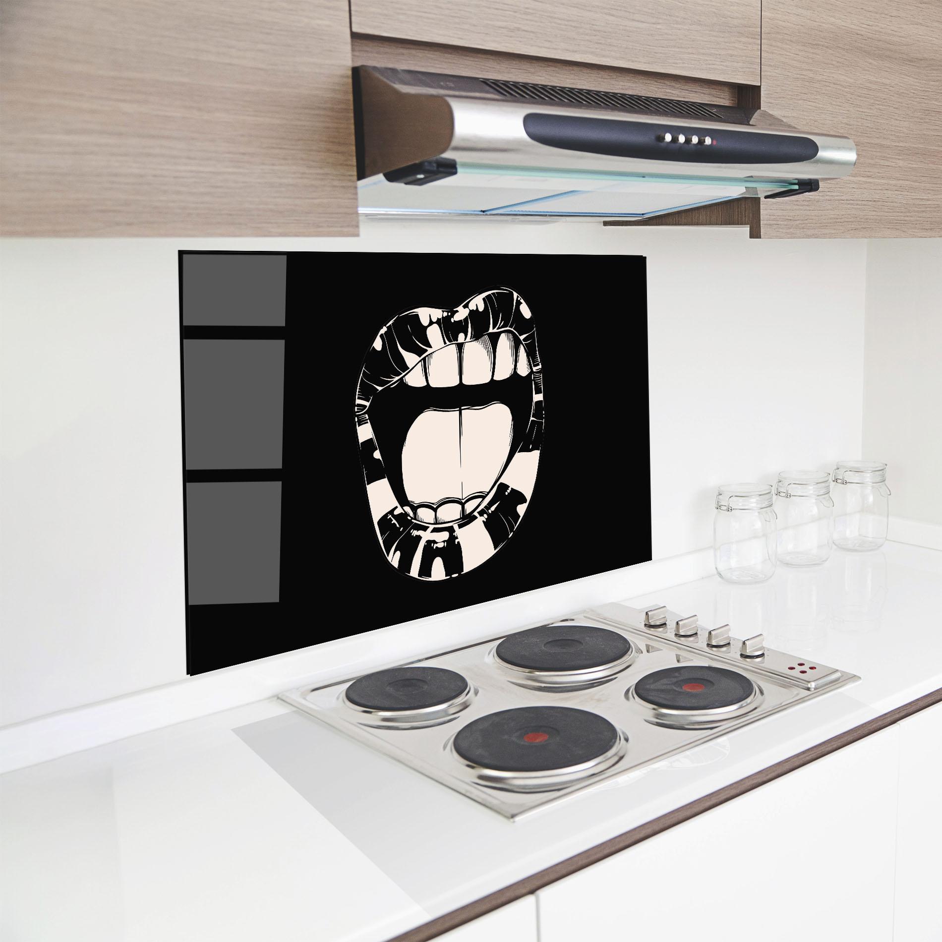 Стъклен панел за кухня Big Lips On Black mockup 8