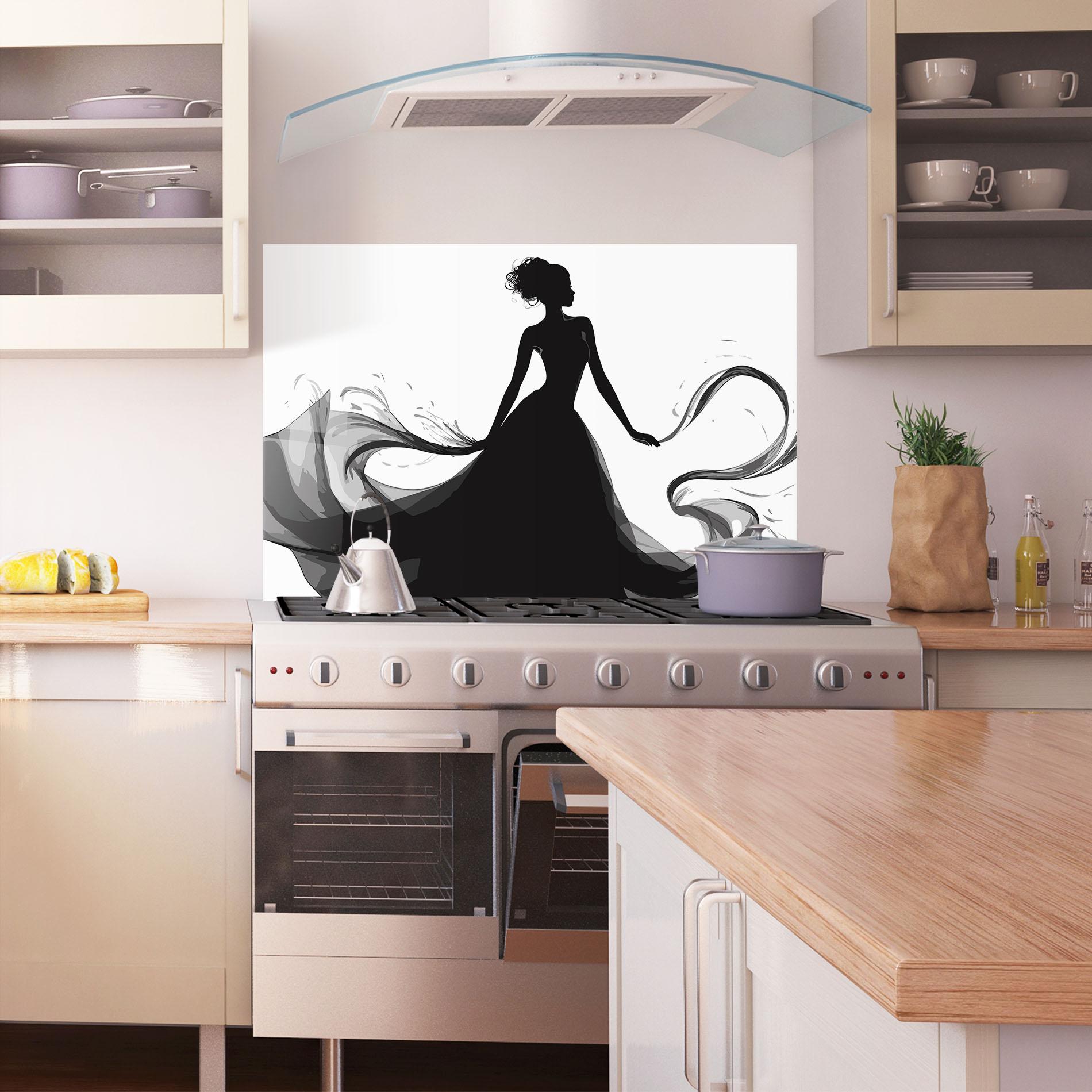 Стъклен панел за кухня Pretty Black Dress mockup 1