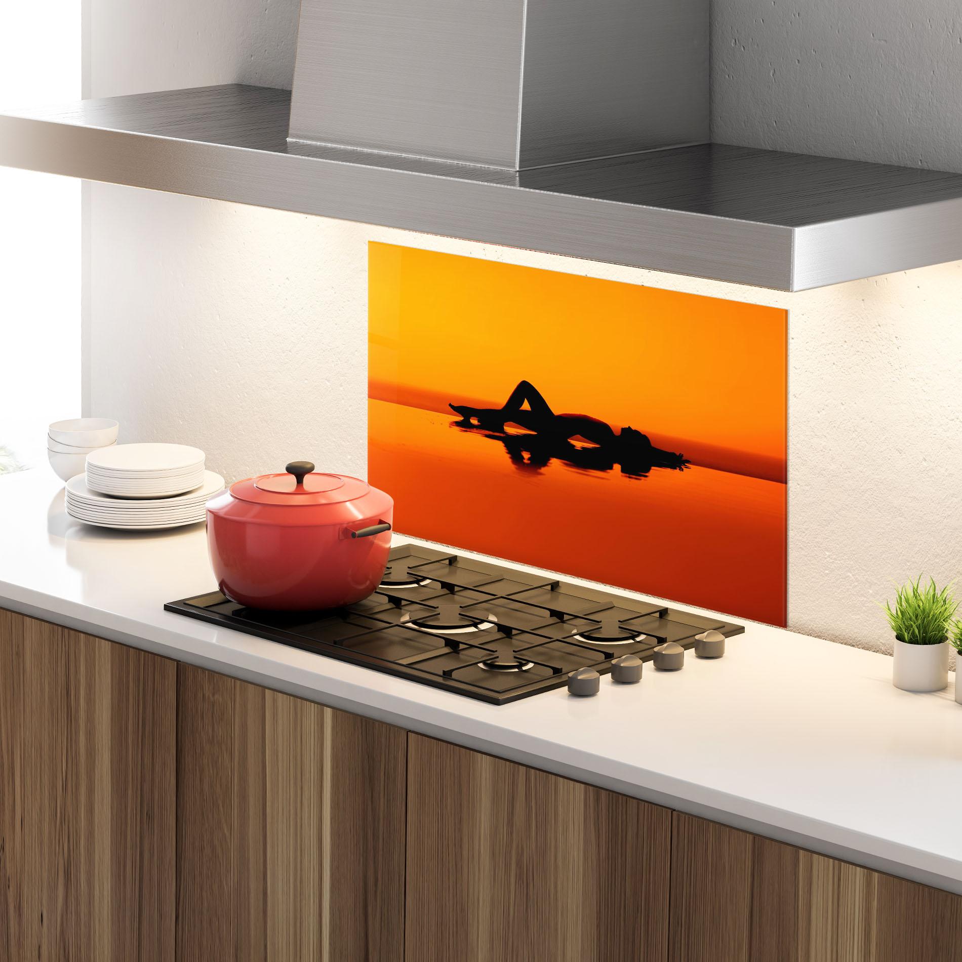 Стъклен панел за кухня Pool Sunset mockup 4