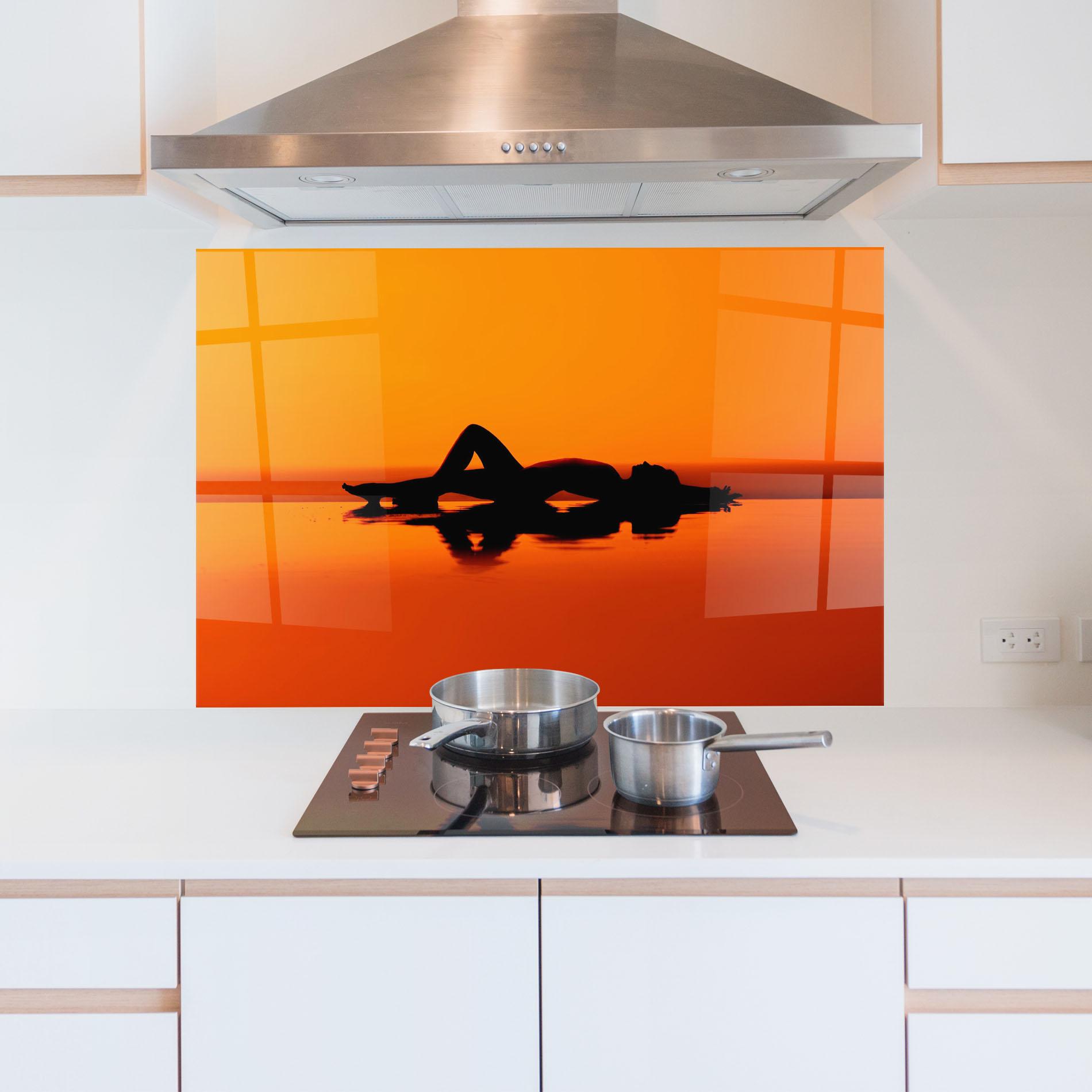 Стъклен панел за кухня Pool Sunset mockup 5