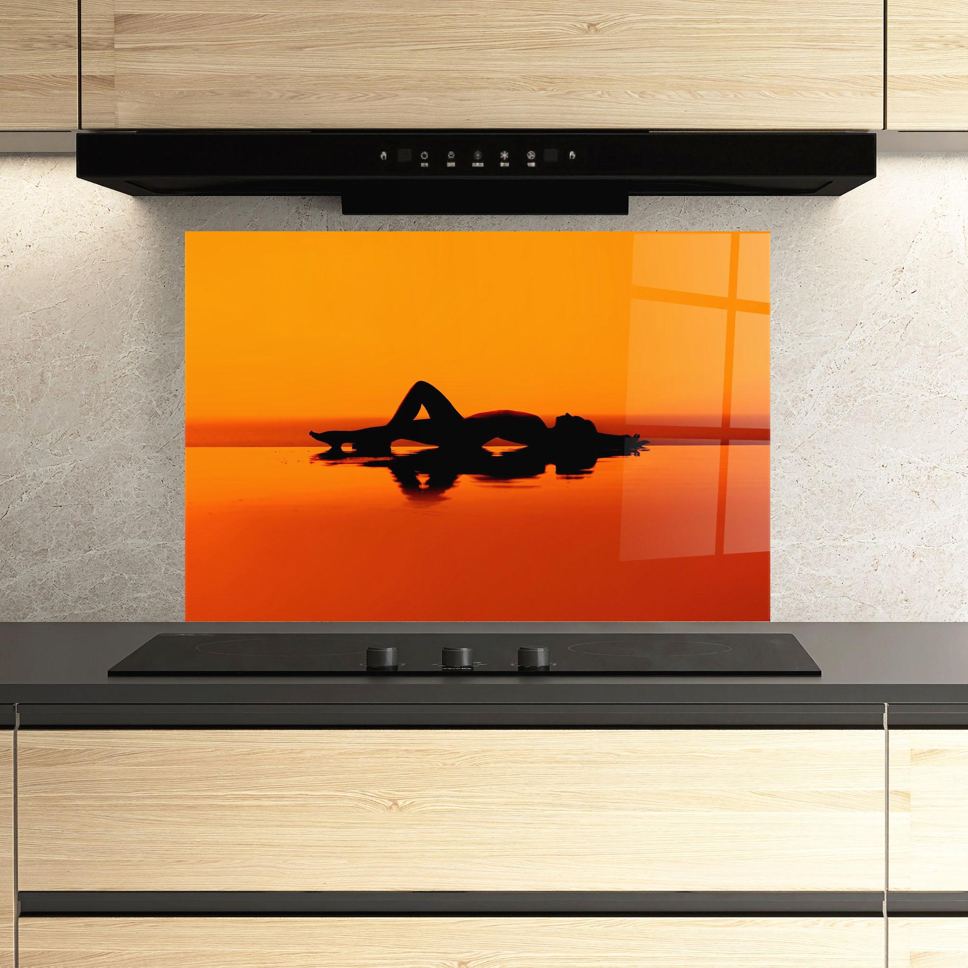 Стъклен панел за кухня Pool Sunset mockup 3