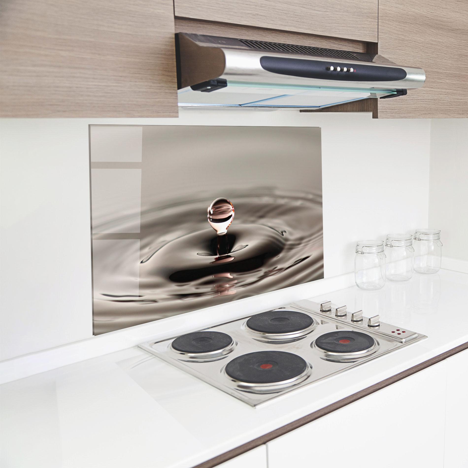 Стъклен панел за кухня Close Red Water Drop mockup 8