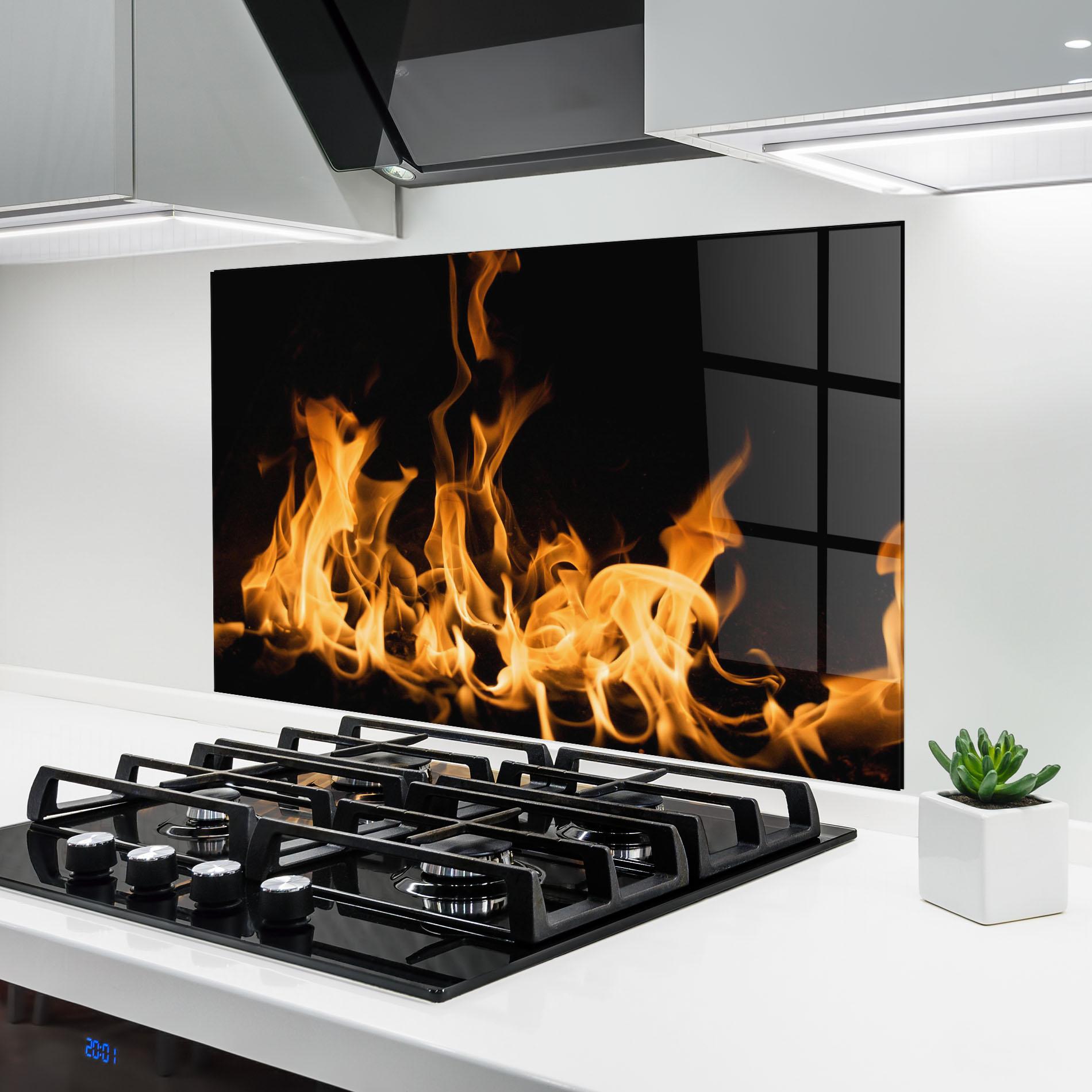 Стъклен панел за кухня Bright Flame mockup 6