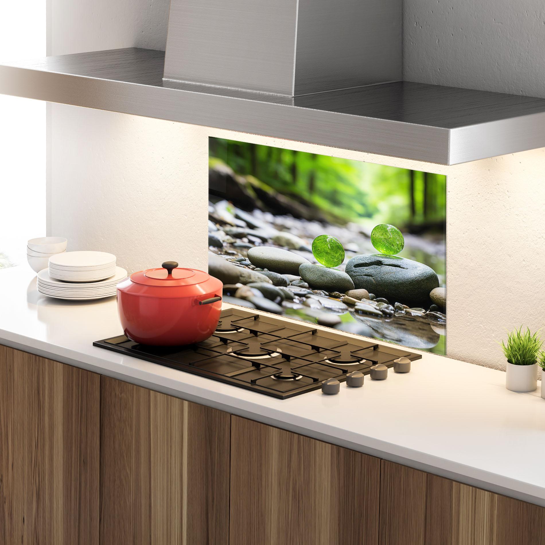 Стъклен панел за кухня Green Glass Balls mockup 4