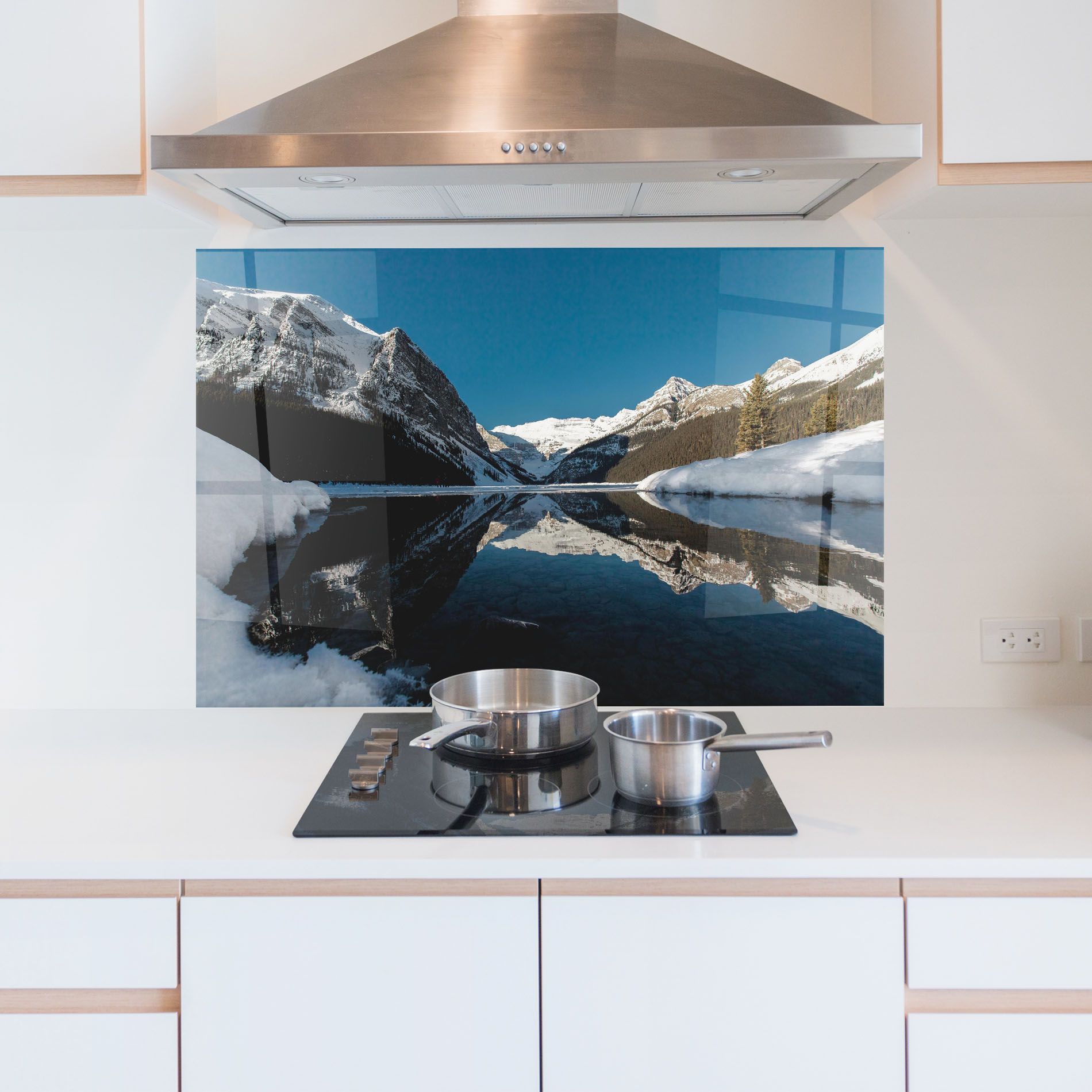 Snow Pretty View mockup 5