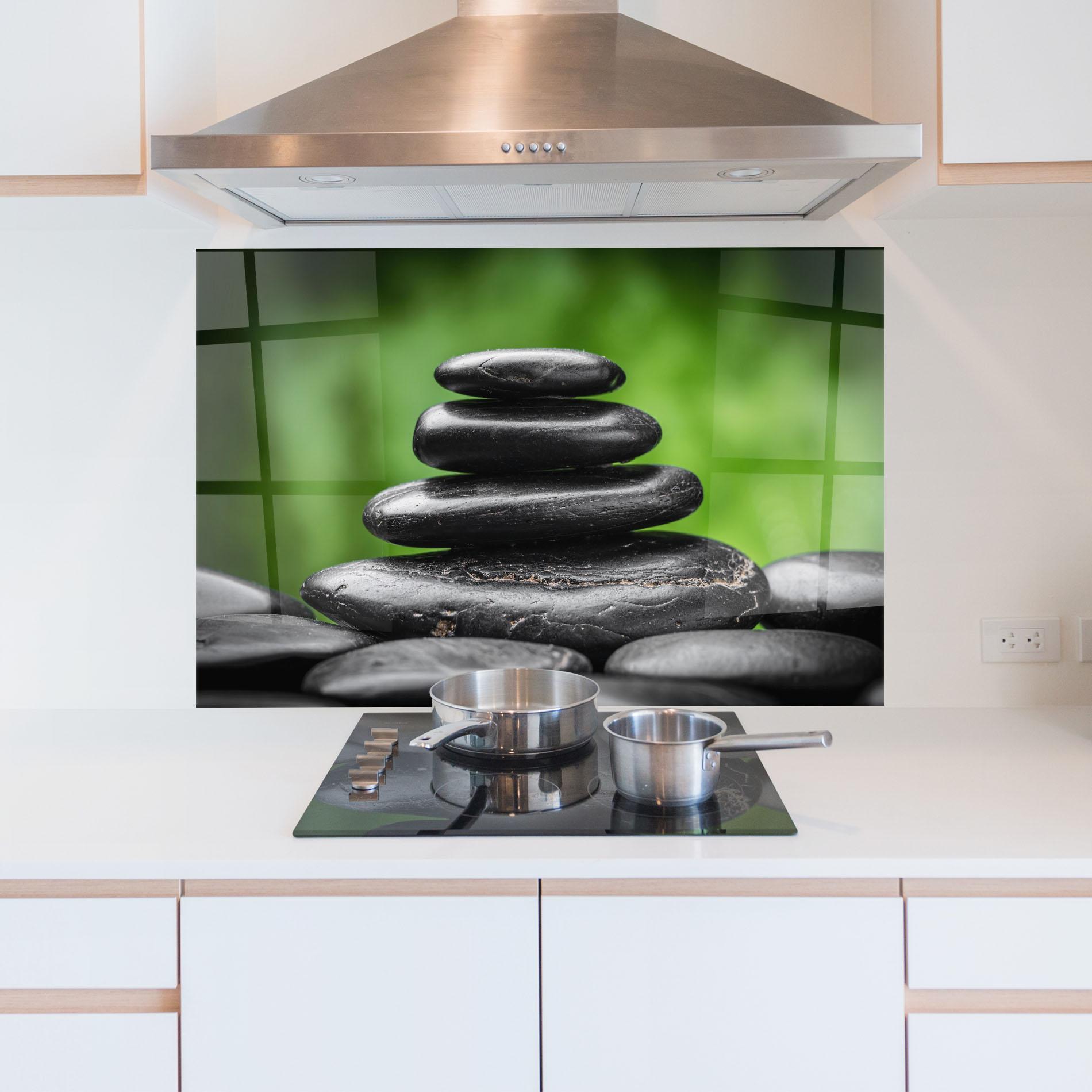 Стъклен панел за кухня Black Stone Meditation mockup 5