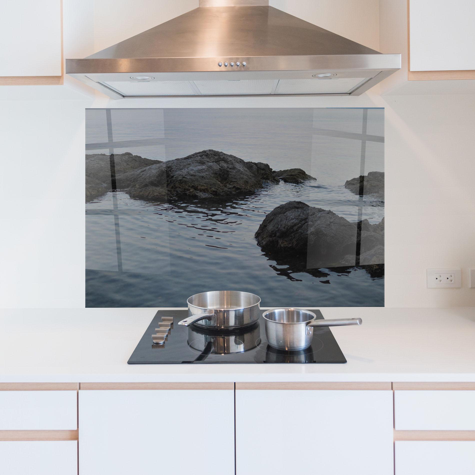 Стъклен панел за кухня Calm Water Stones mockup 5