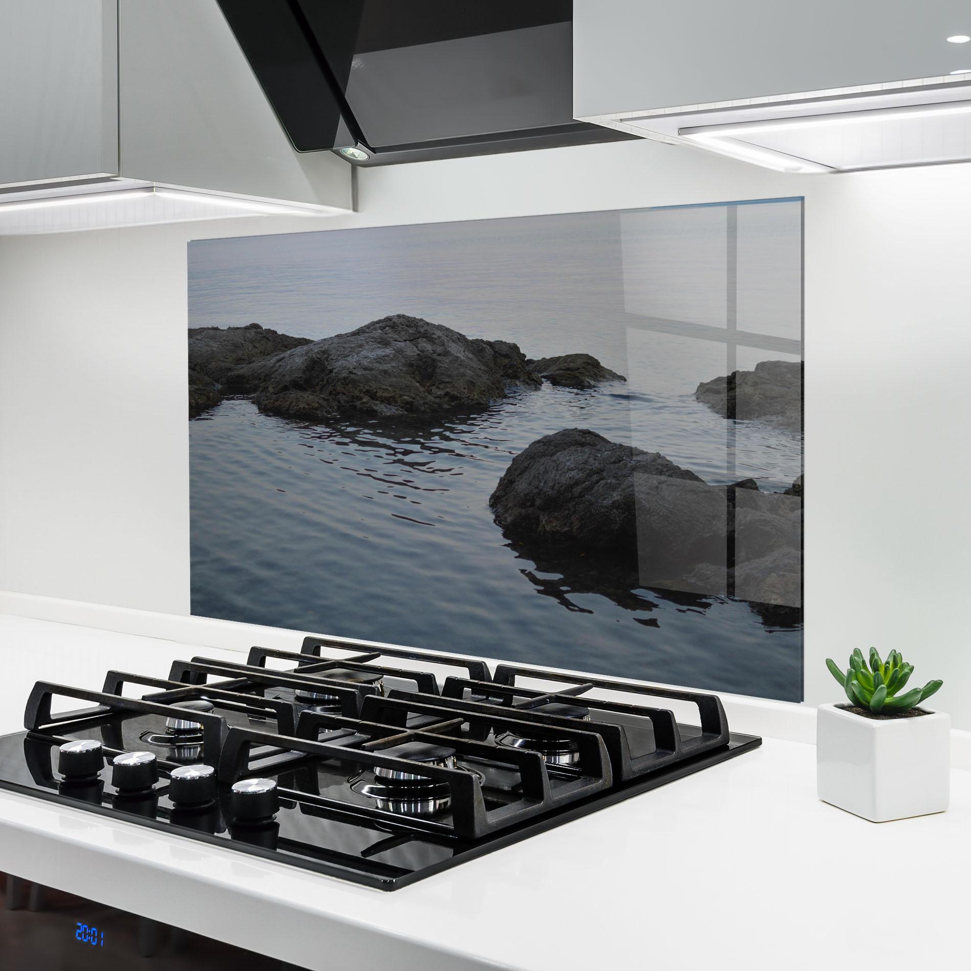Стъклен панел за кухня Calm Water Stones mockup 6