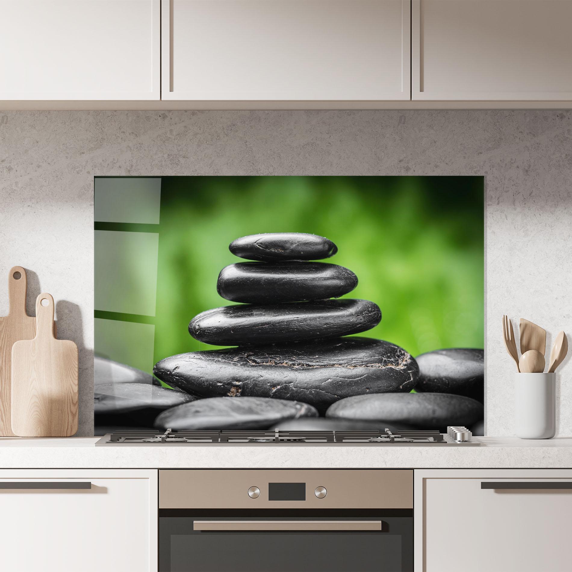 Стъклен панел за кухня Black Stone Meditation mockup 7