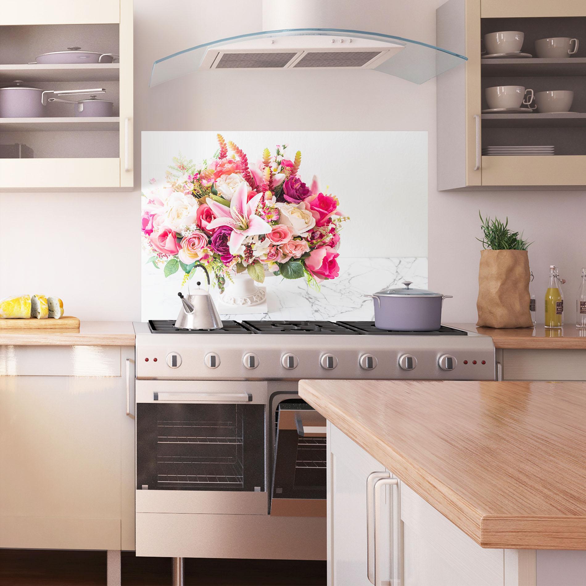 Стъклен панел за кухня Bouquet Flowers Vase mockup 1