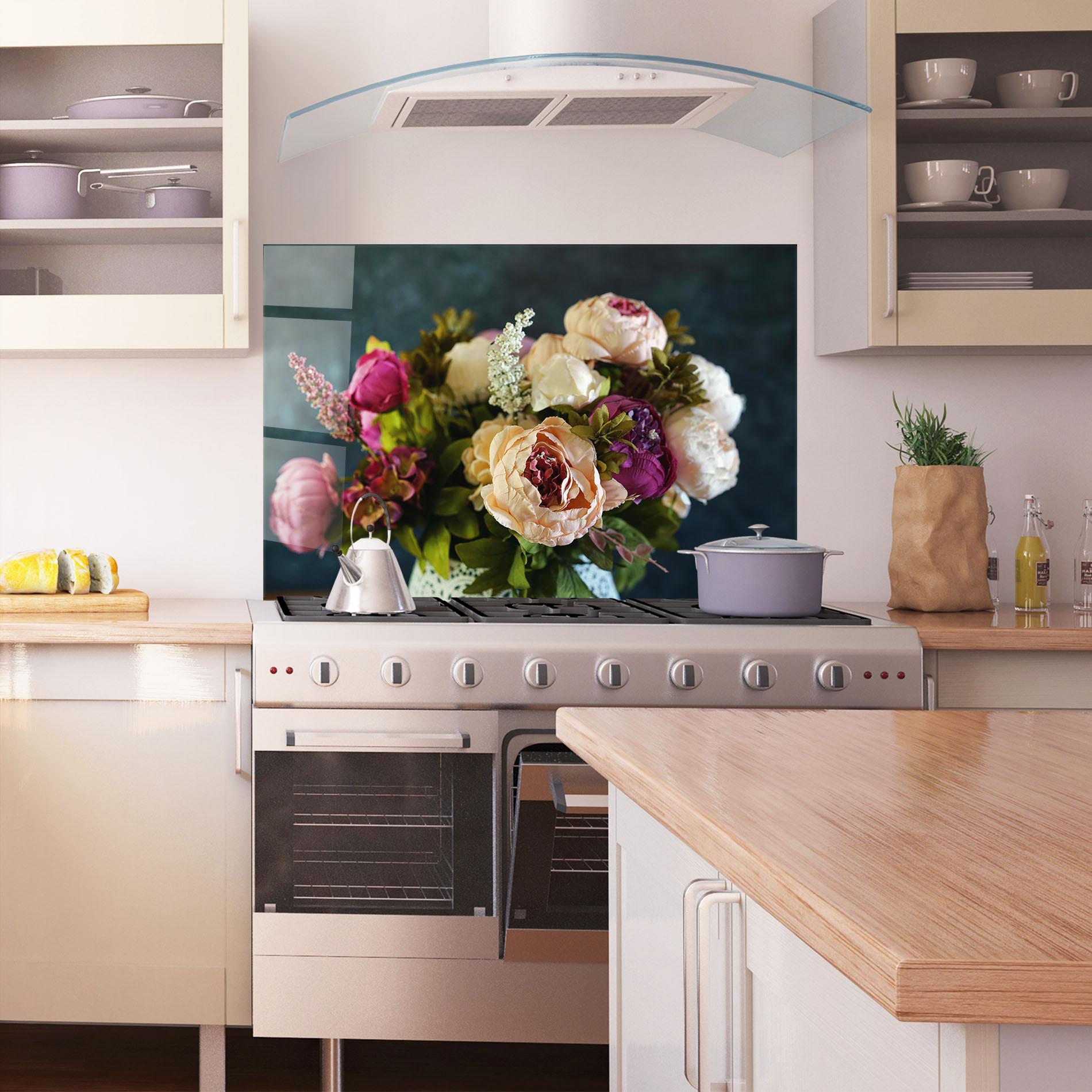 Стъклен панел за кухня Cream Roses Bouquet mockup 1