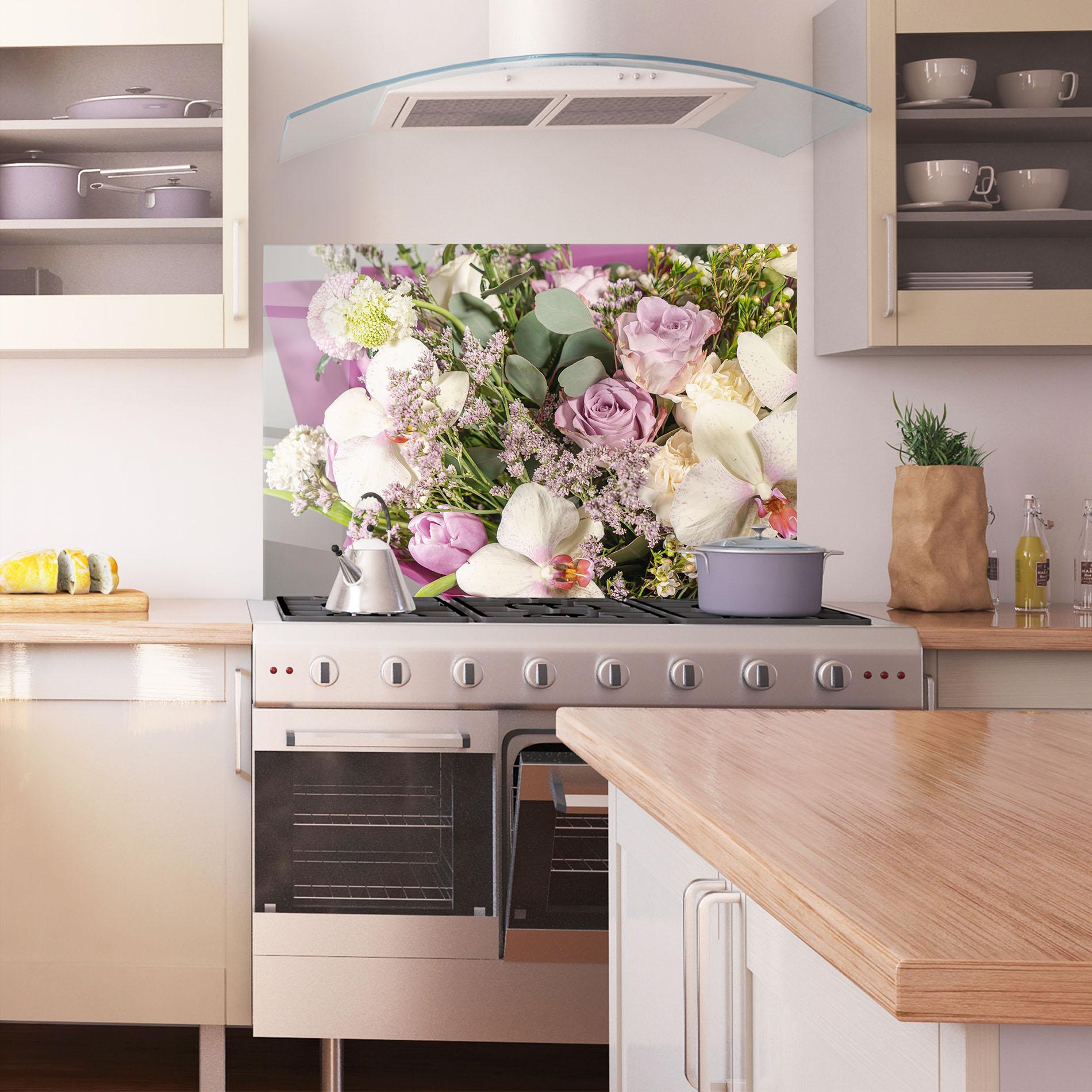 Стъклен панел за кухня Cute Purple Bouquet mockup 1